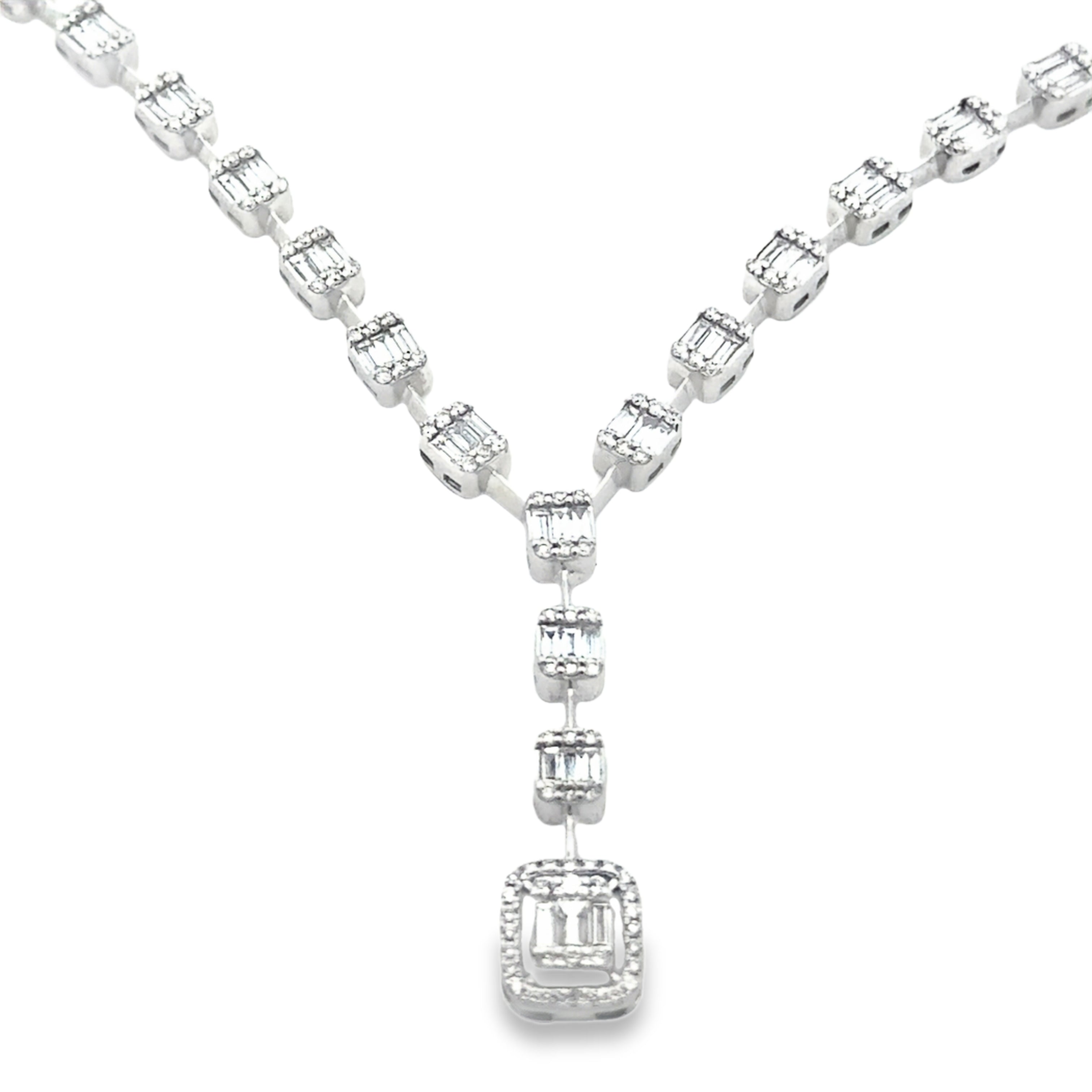 BAGUETTE NECKLACE