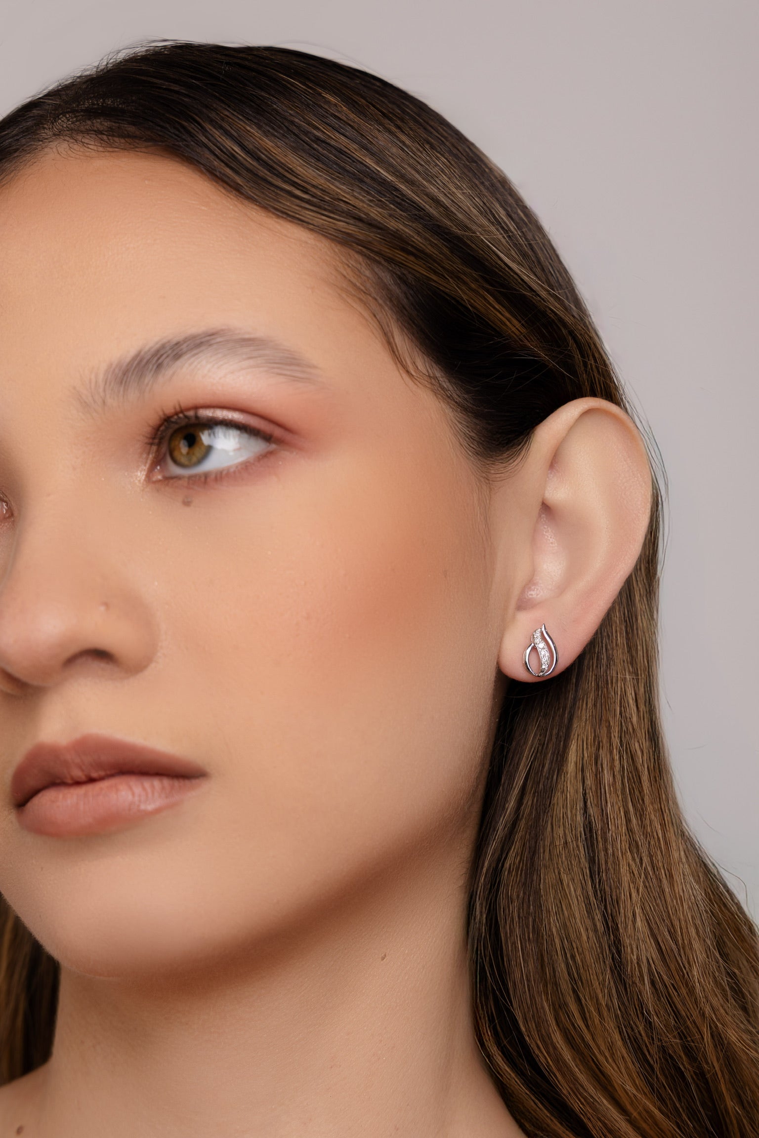 DIAMOND FLAME STUDS