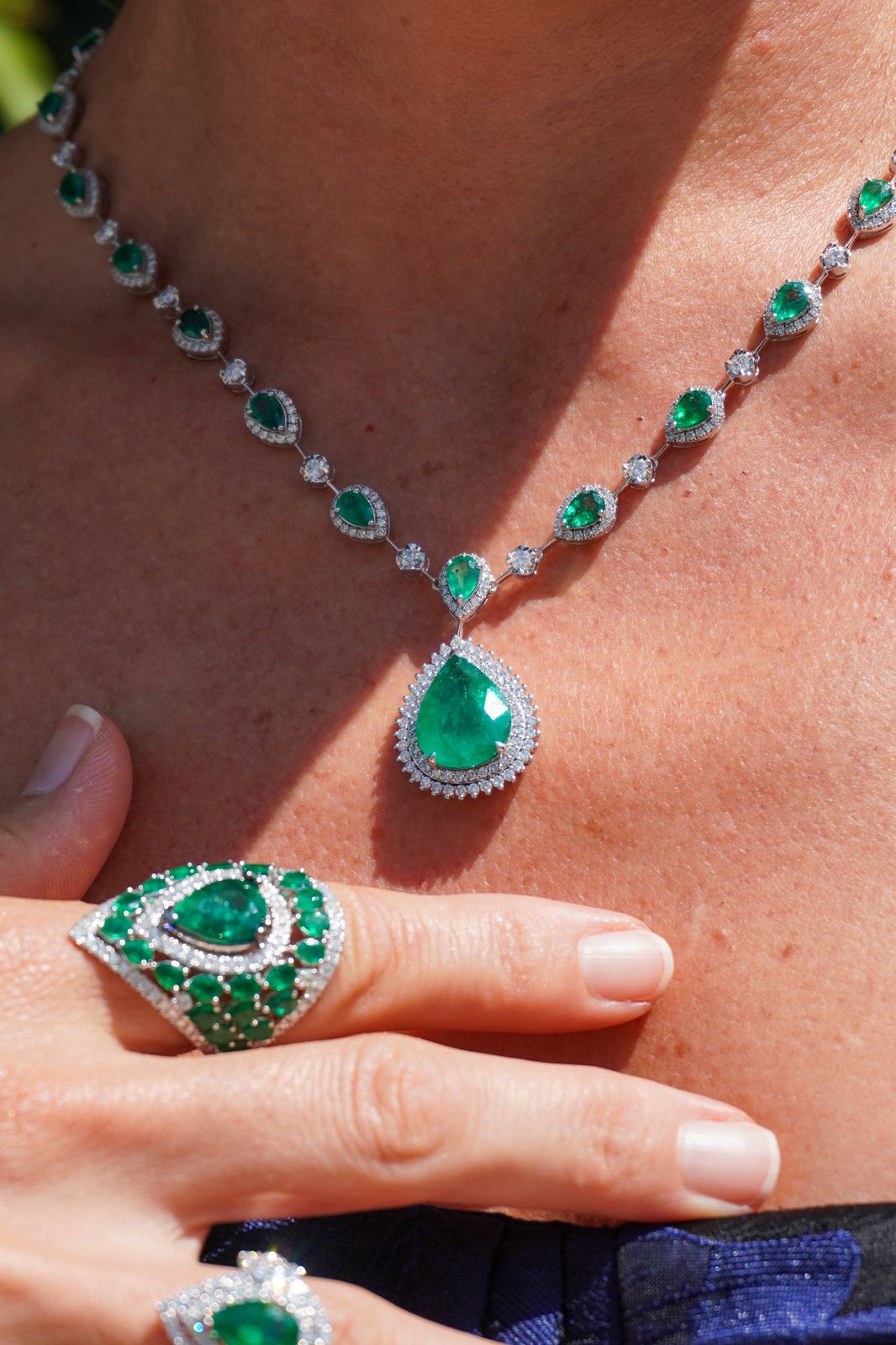 EMERALD CASCADE STATEMENT NECKLACE