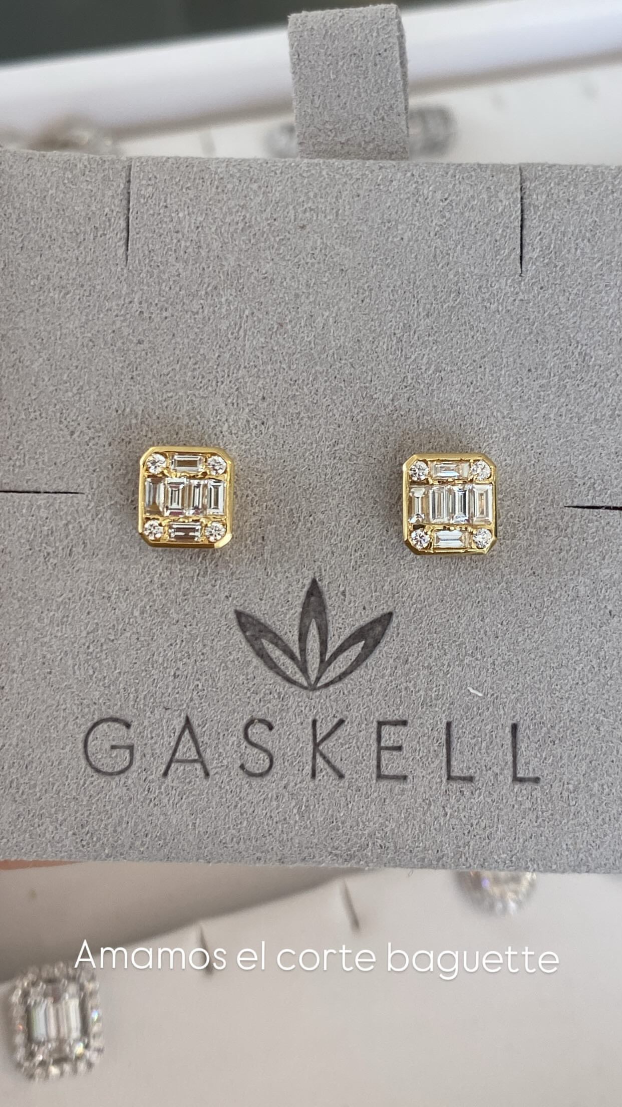 GRID GLEAM SQUARE DIAMOND EARRINGS