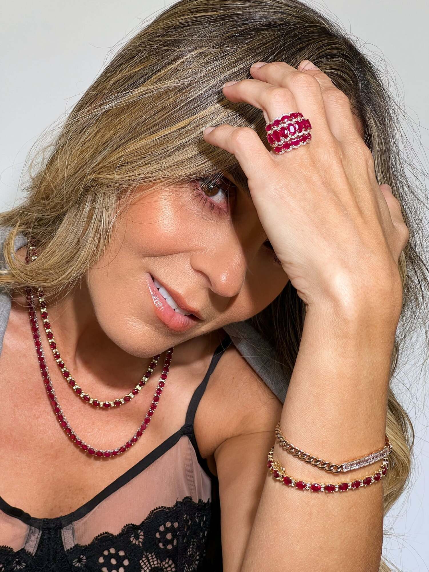 CLASSIC OVAL RUBIES AND DIAMONDS BRACELET