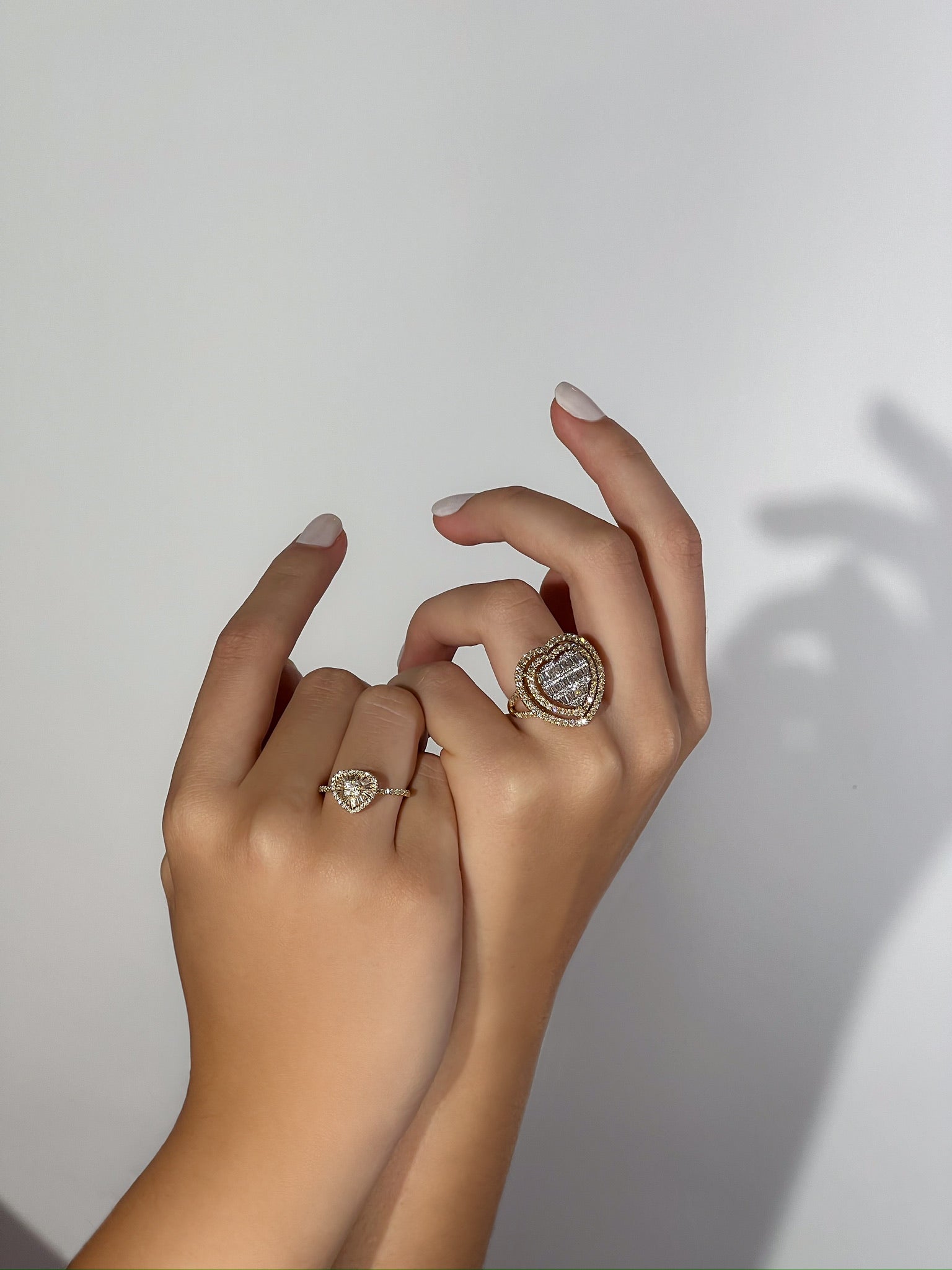 BAGUETTE HEART RING