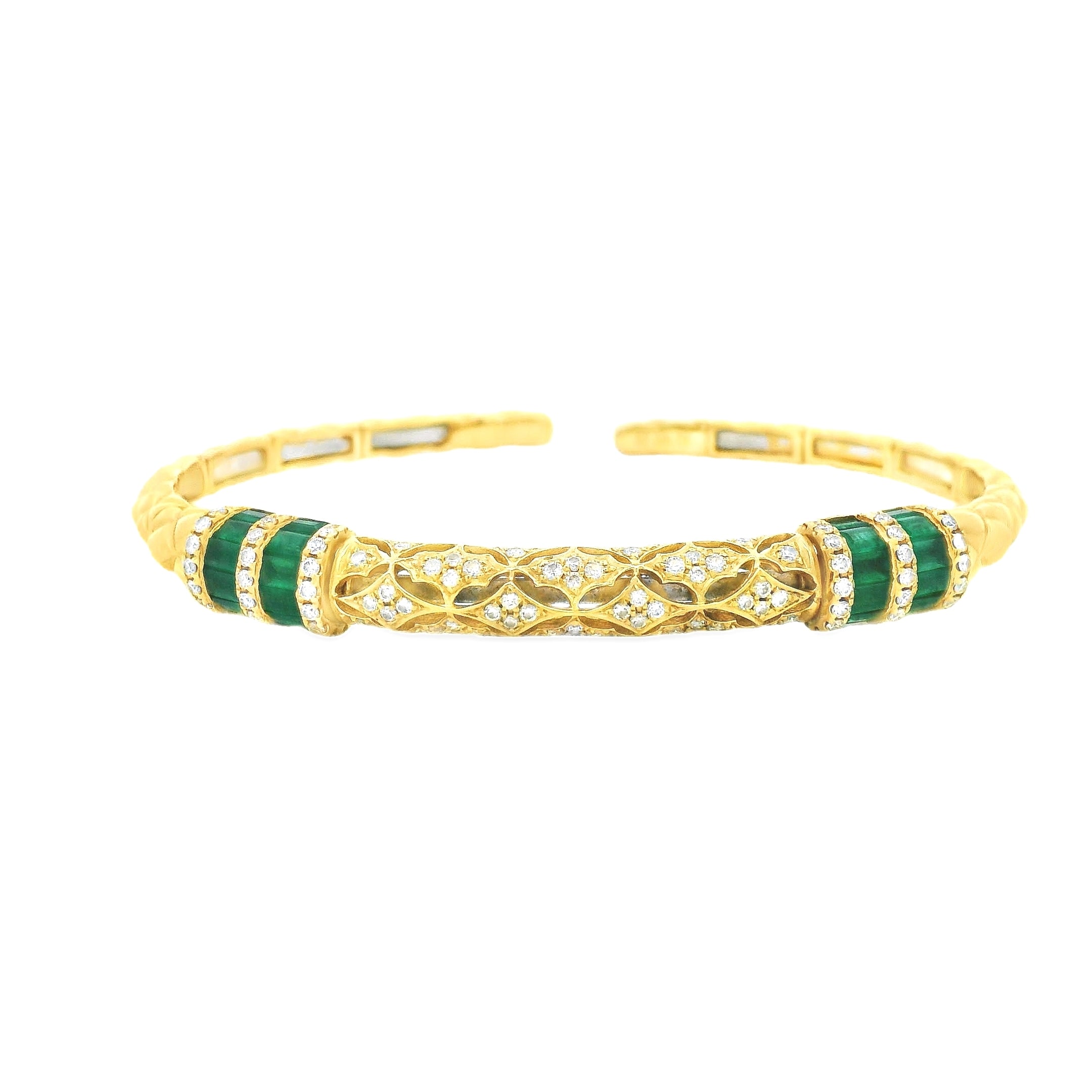 CLASSIC EMERALD AND DIAMOND CUFF
