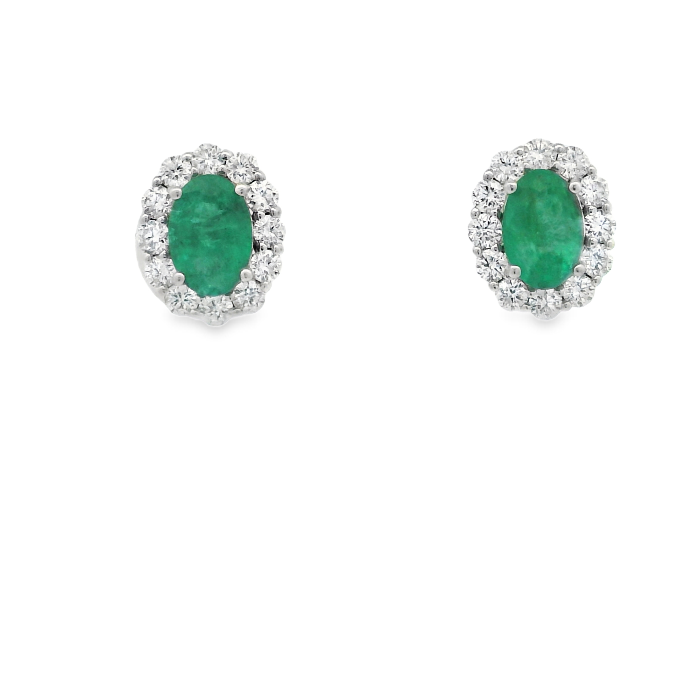 EMERALD STUDS