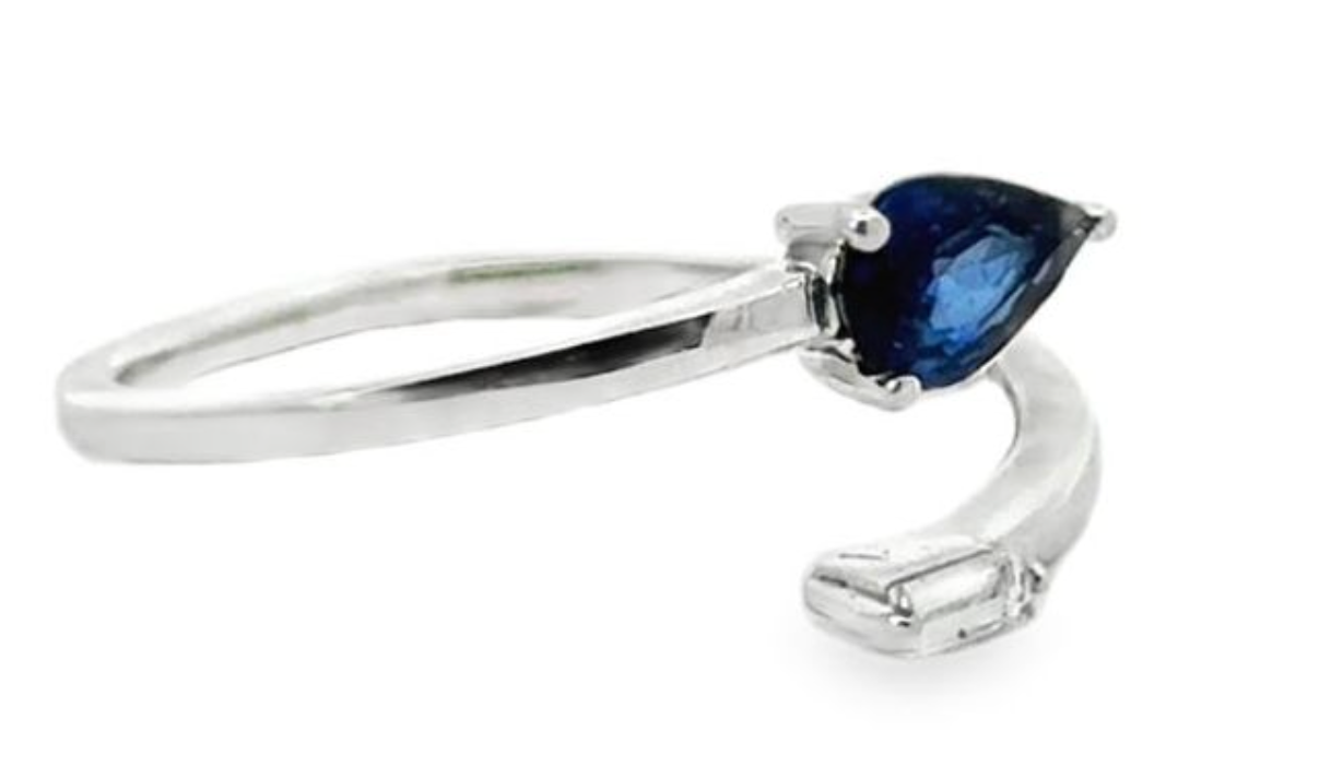GOTA SAPPHIRE RING