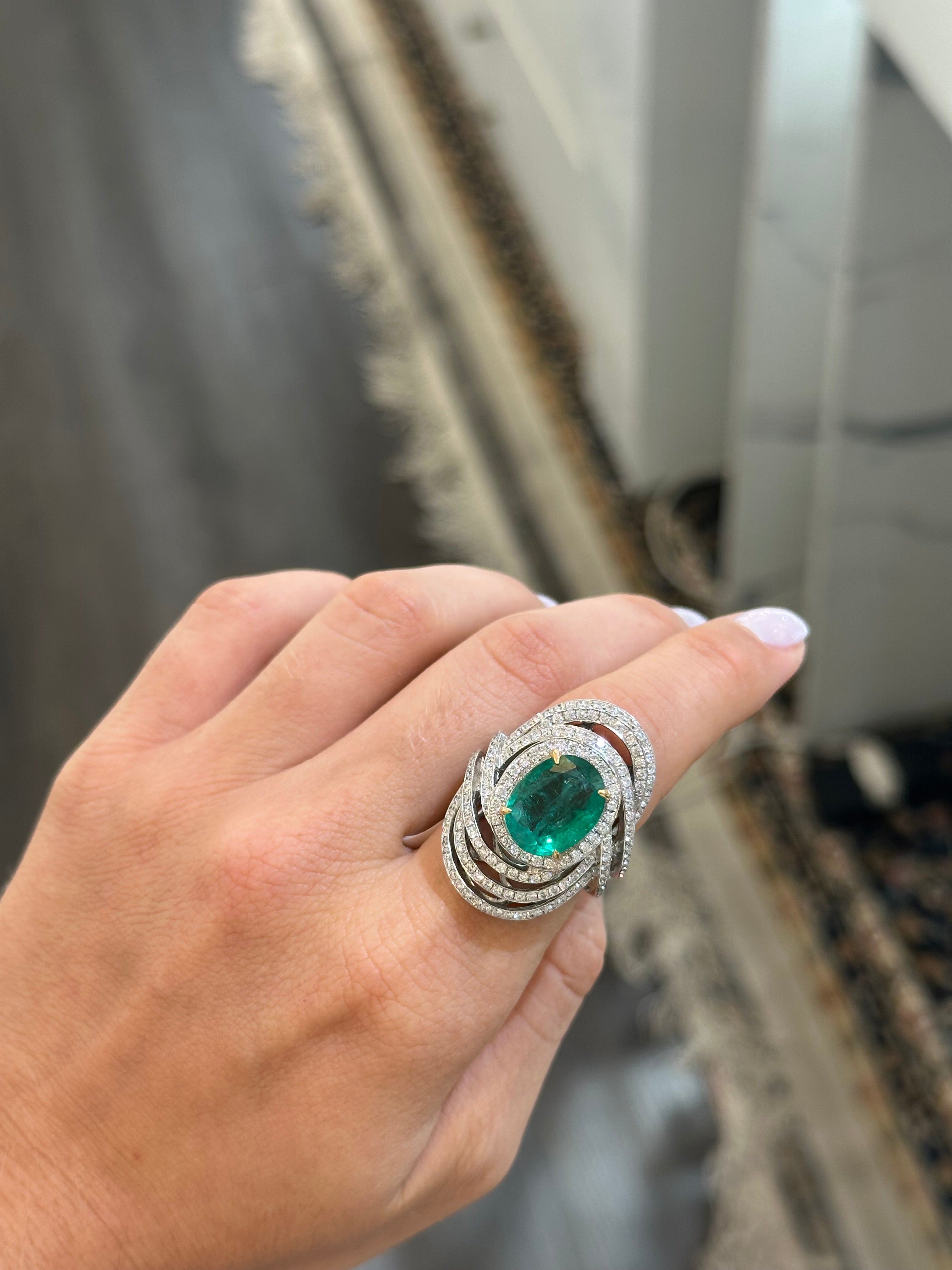 GARDENIA COCKTAIL RING