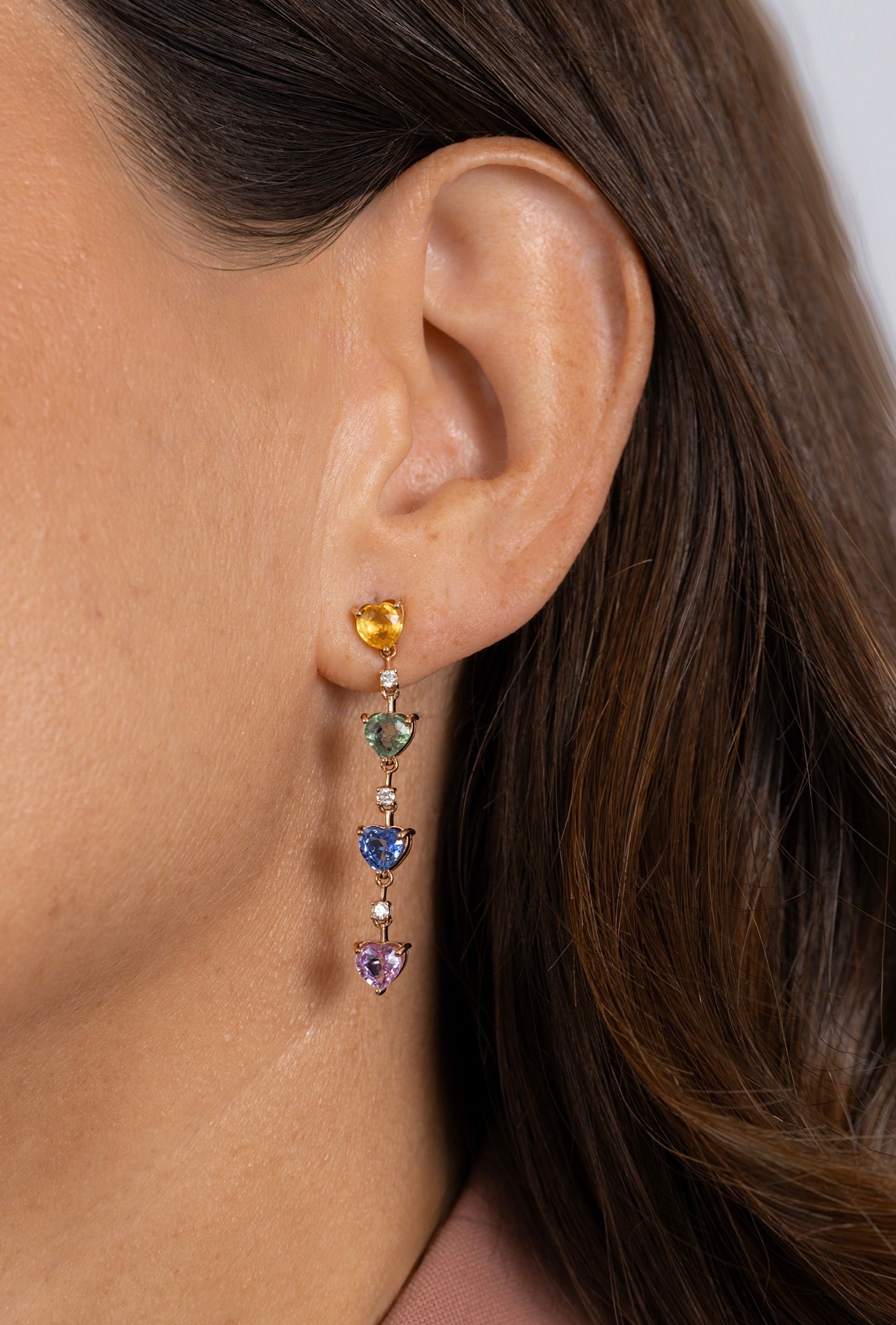 MULTICOLOR HEARTED-SAPPHIRES EARRINGS