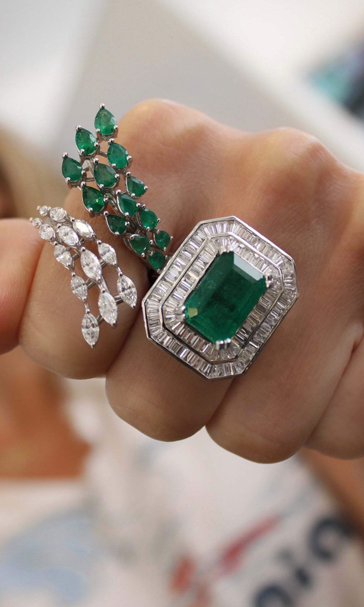 MODERNE EMERALD AND DIAMOND COCKTAIL RING