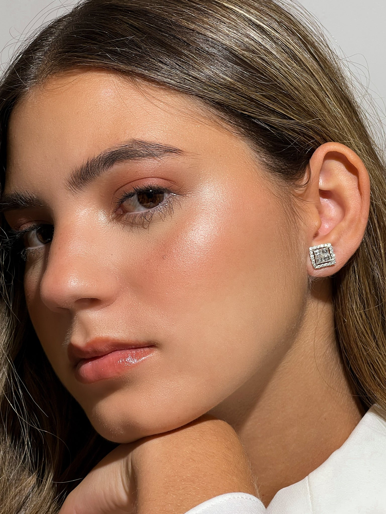 GLITTER GRID DIAMOND EARRINGS