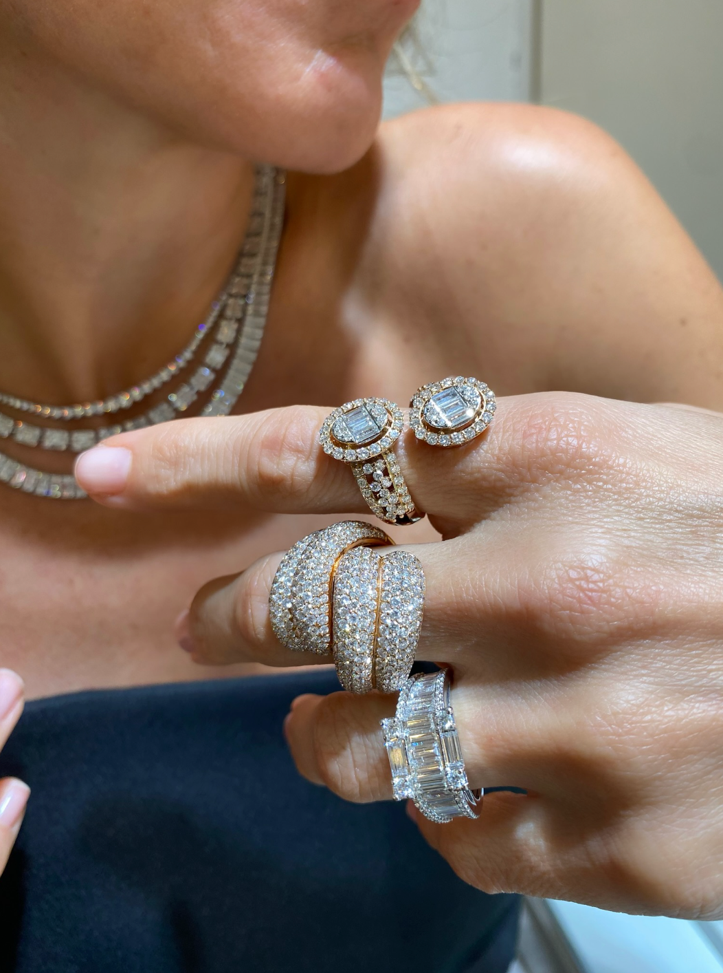 STRUCTURED BAGUETTE DIAMOND RING