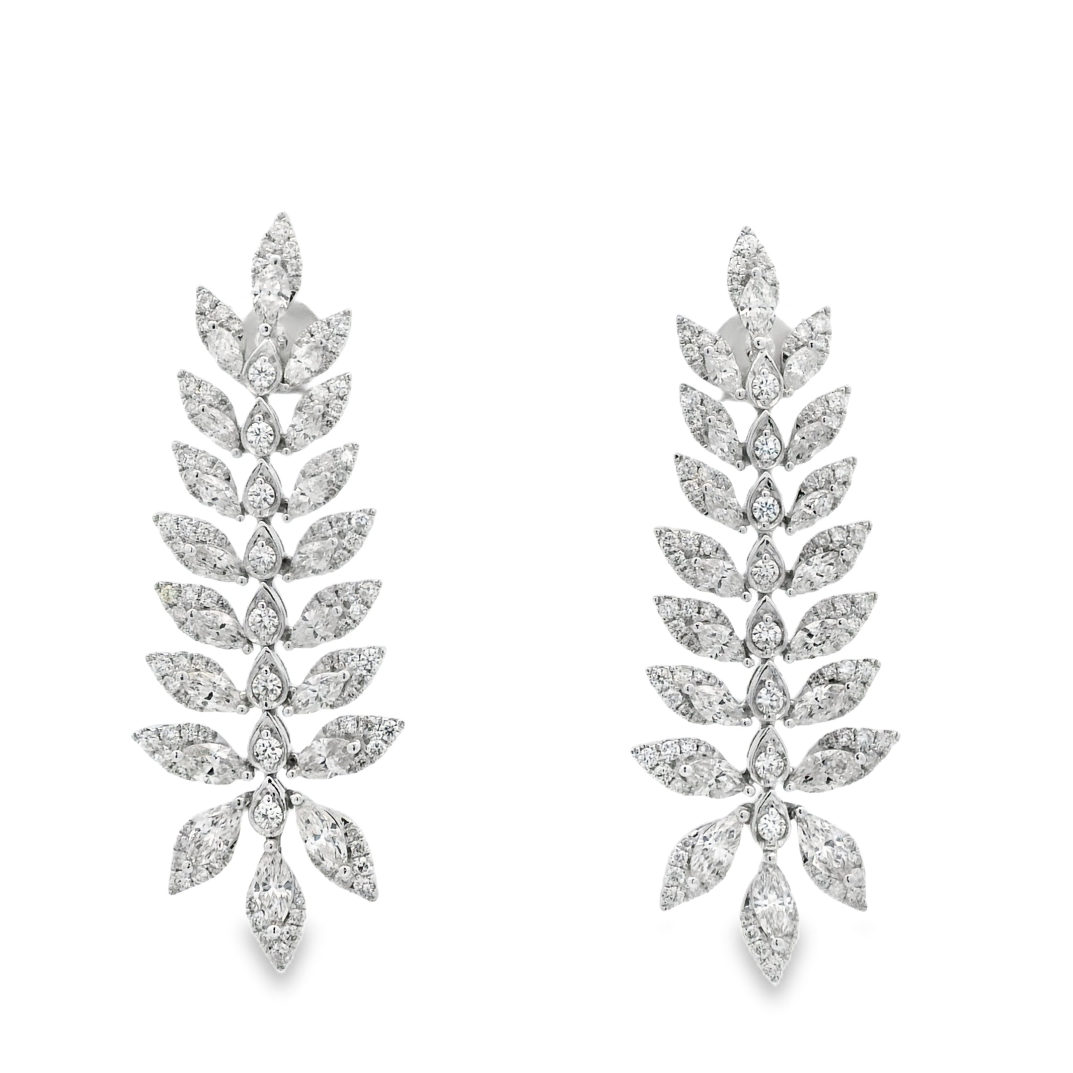 LEAVES EMBROIDERED DIAMOND EARRINGS.