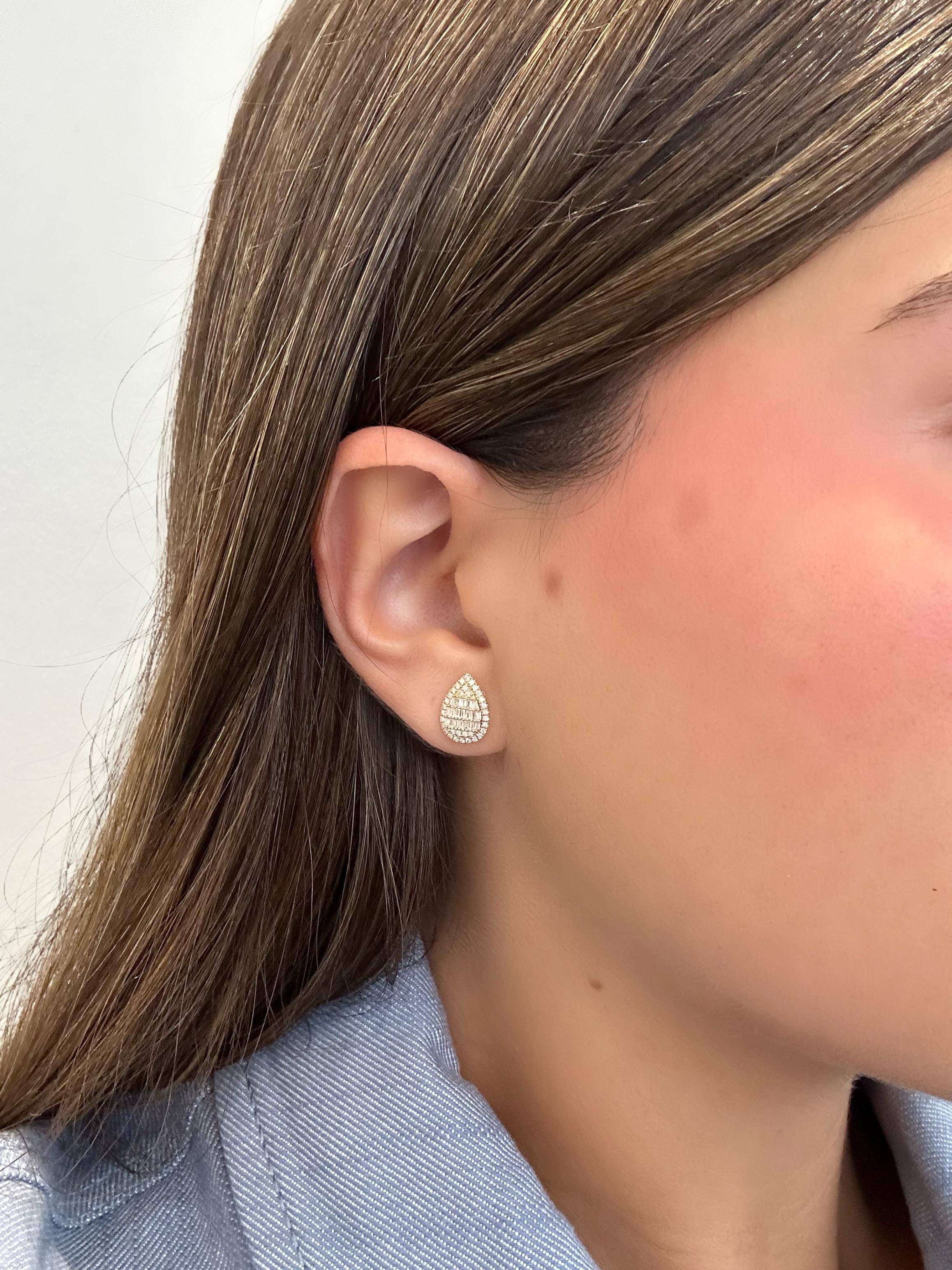 GOLDEN TEAR-DROP DIAMOND STUDS