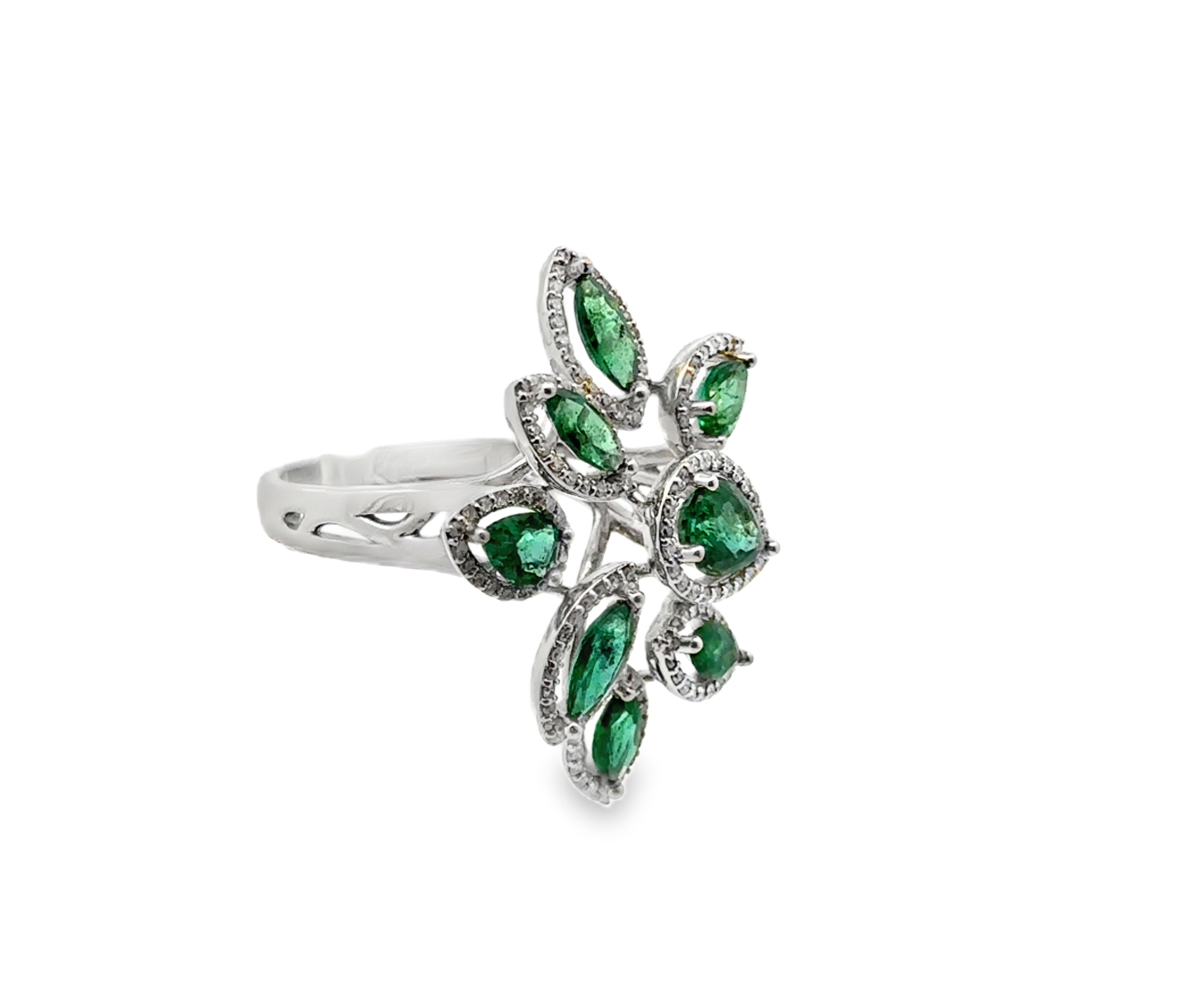 EMERALD LEAVES RING