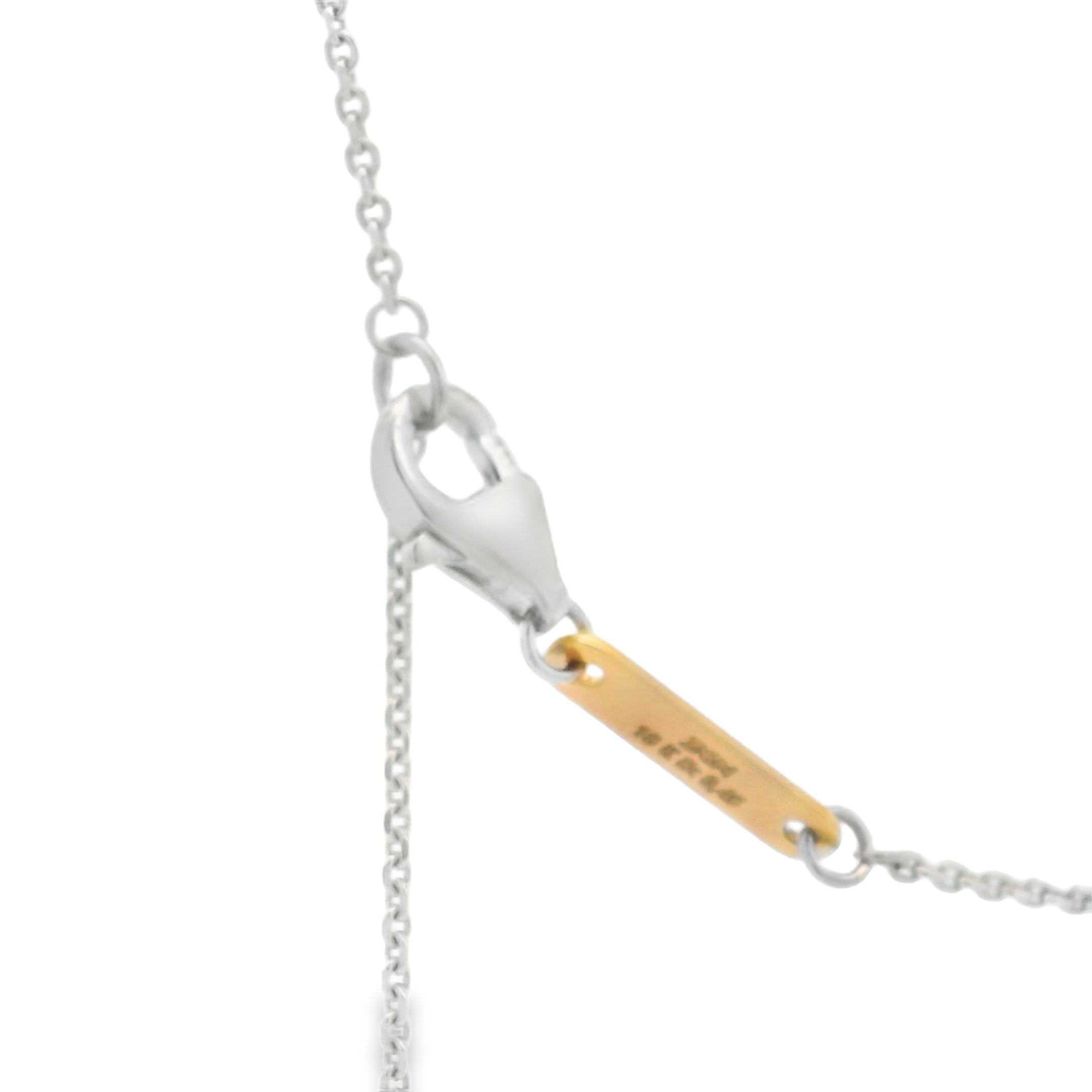 CLASSIC DIAMOND PENDANT