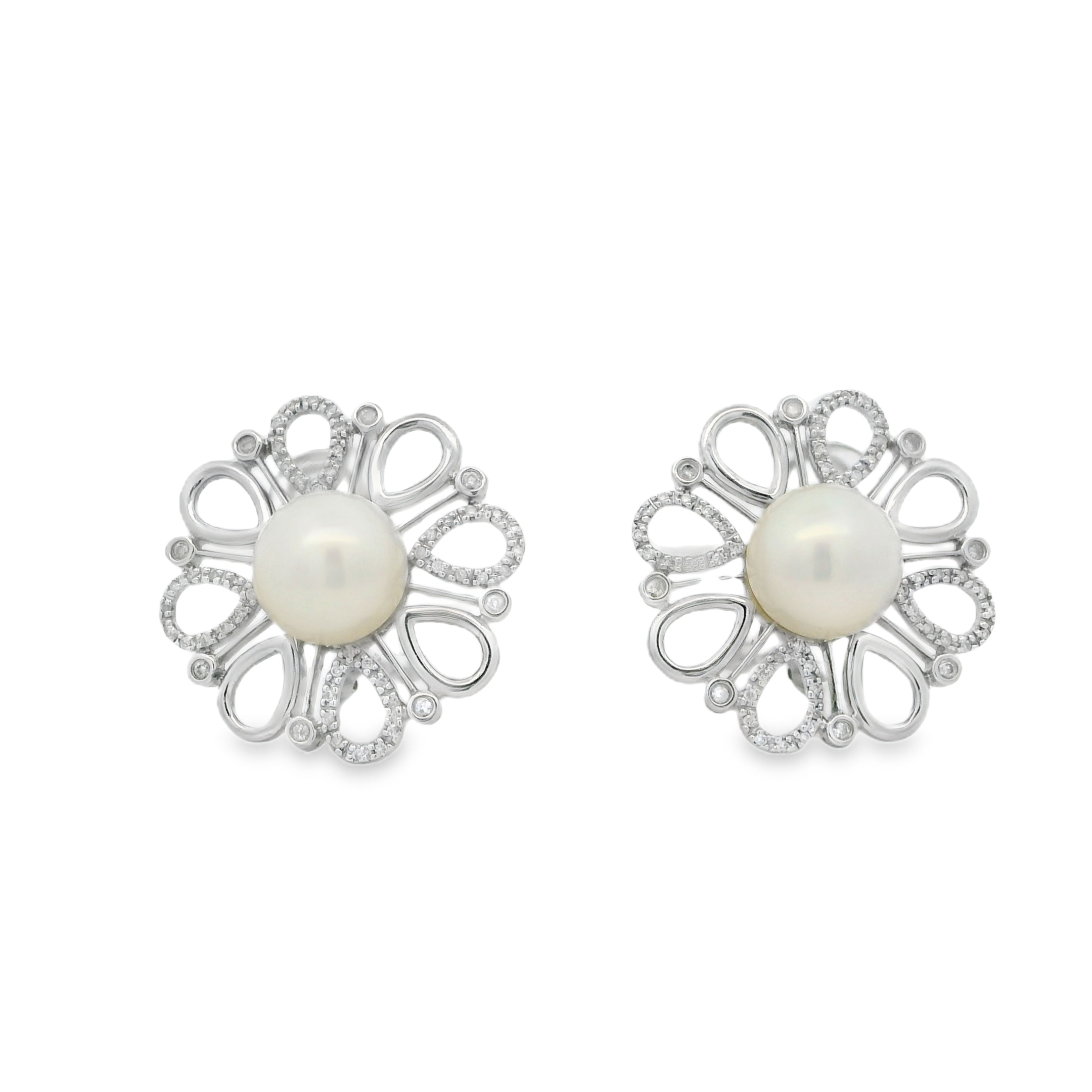 WHITE PEARL FLOWER
