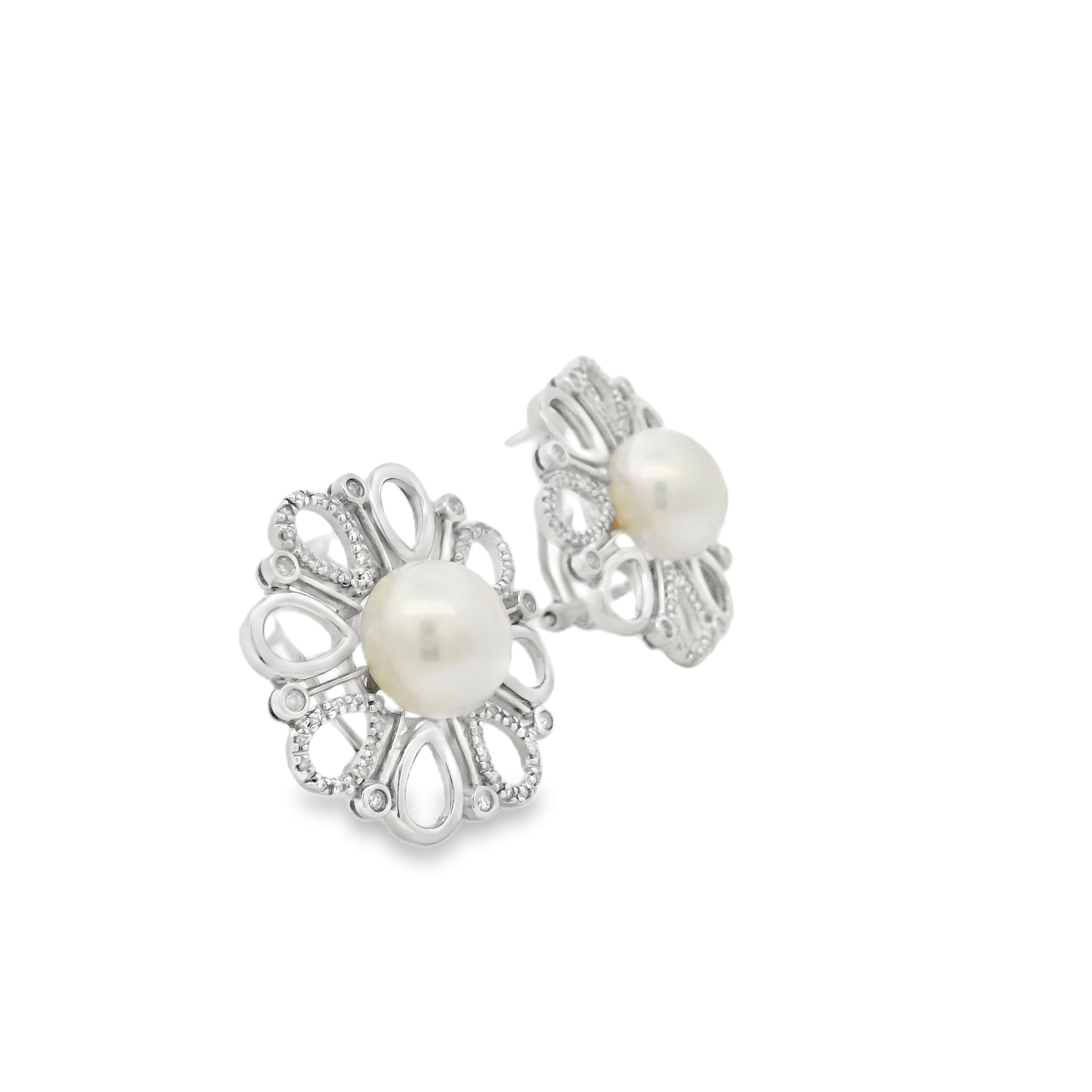 WHITE PEARL FLOWER