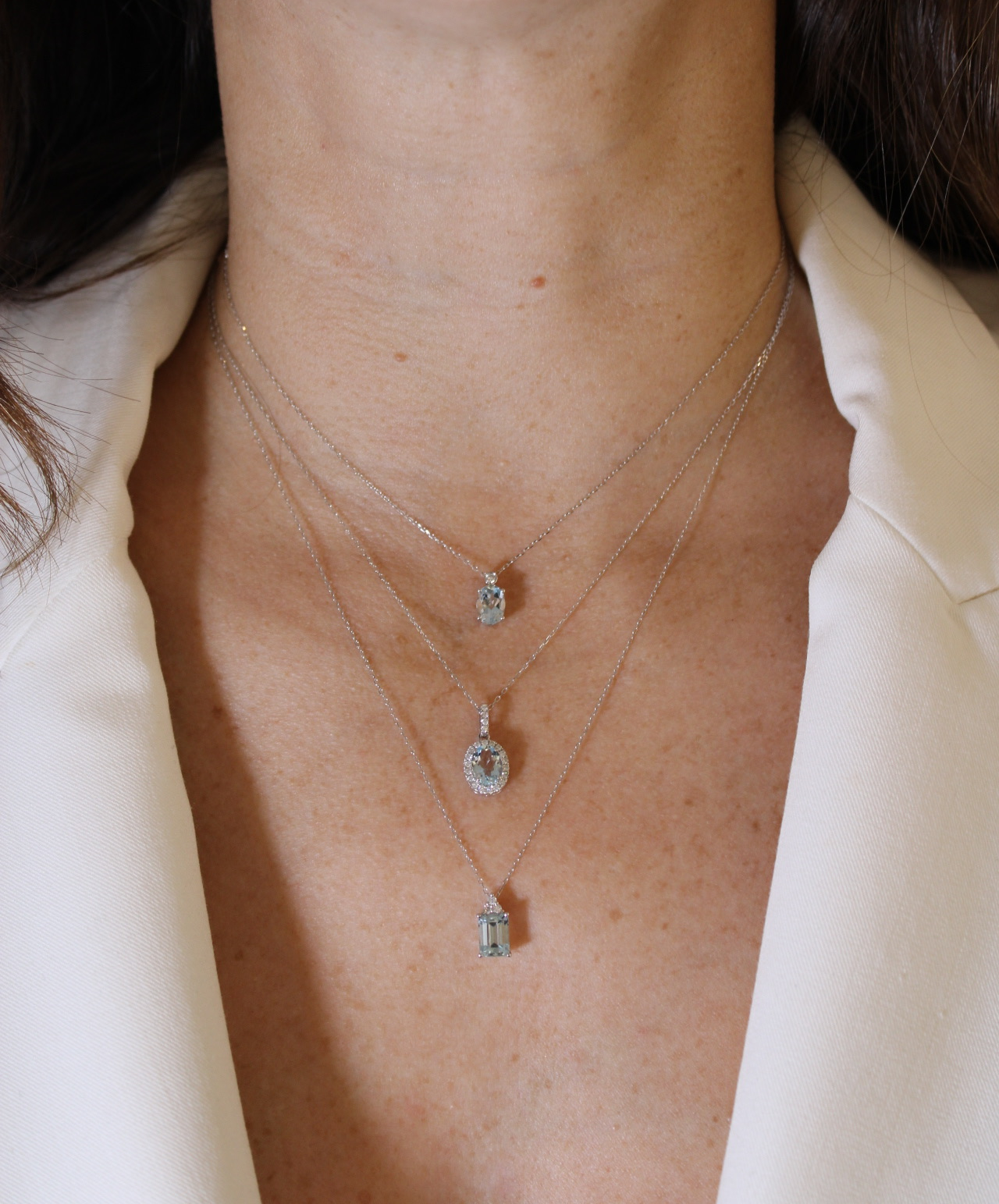 OVAL AQUMARINE NECKLACE