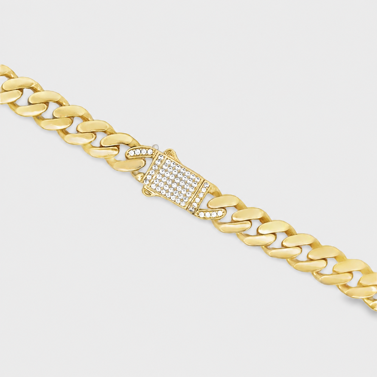 GOLDEN CHAIN NECKLACE