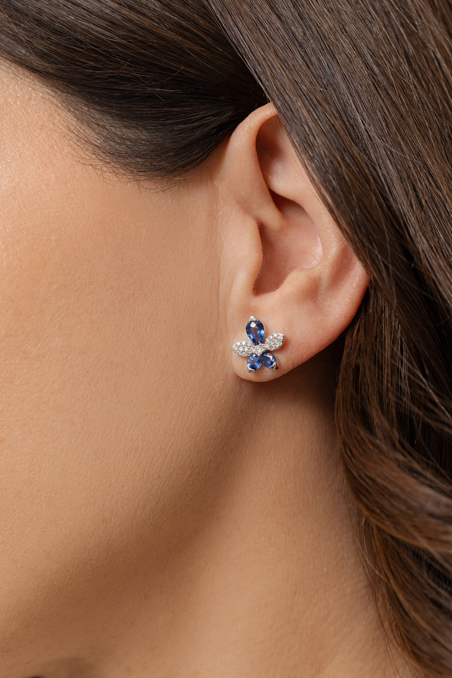 SAPPHIRE FLORAL STUDS