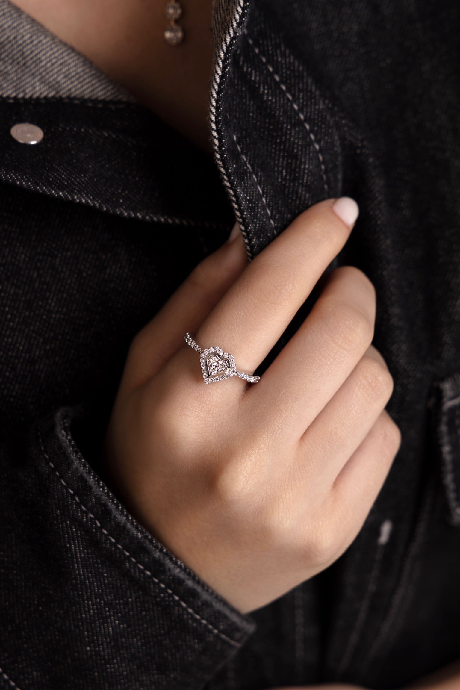 HEART DIAMOND RING