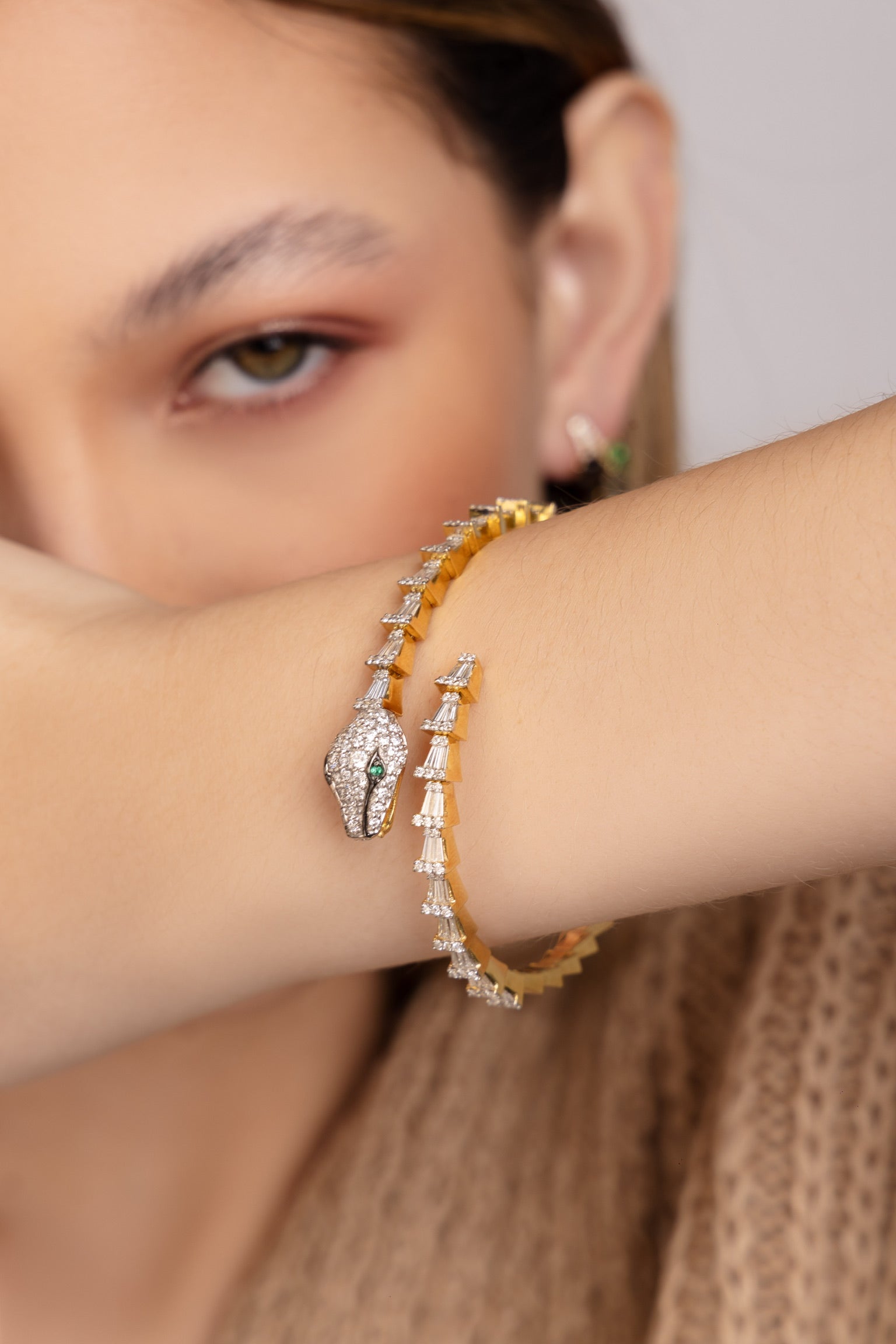LARGE DIAMOND SERPENT BRACELET