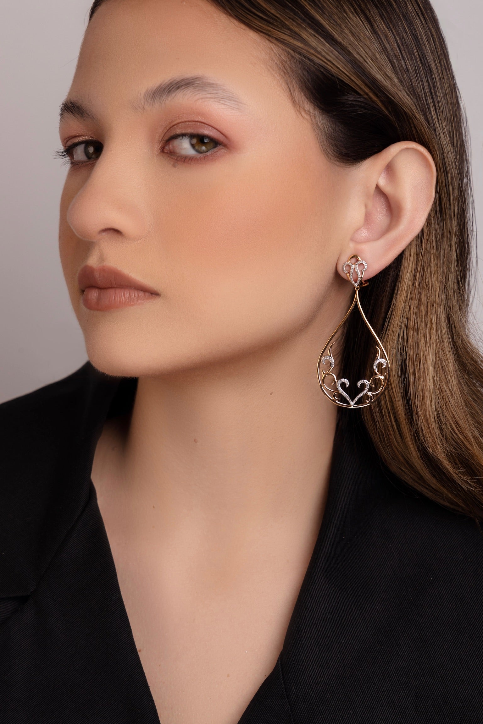 TWO-TONE GOLD DIAMOND ROSETTE DROPS