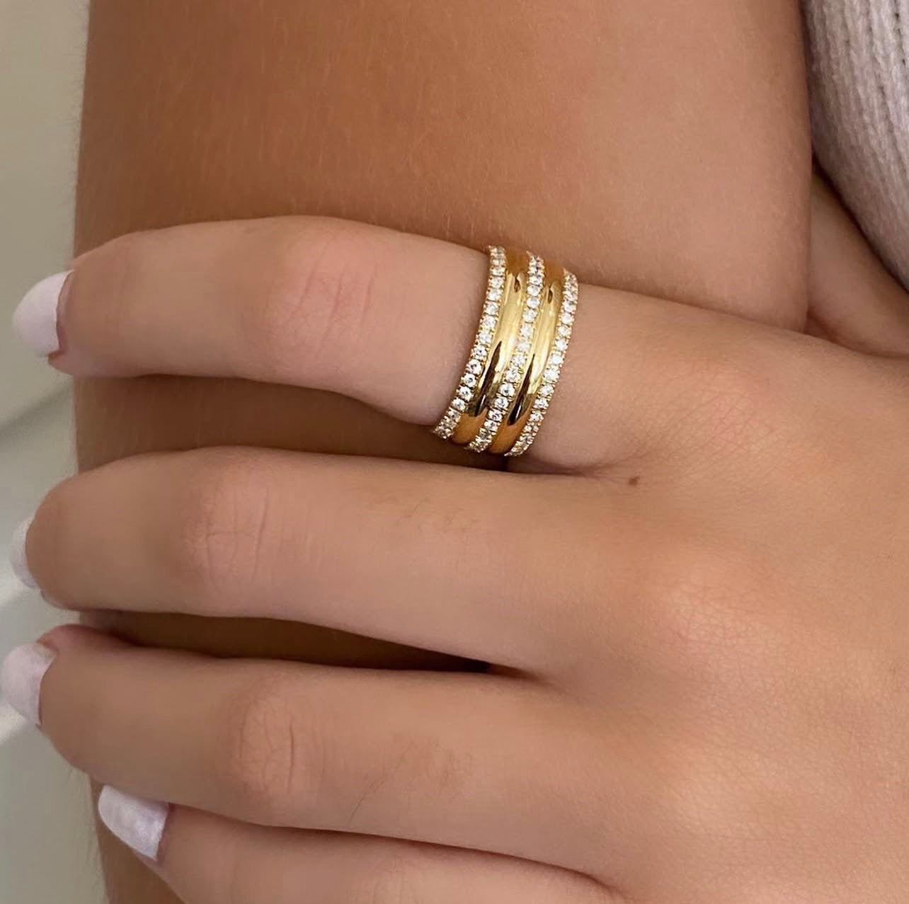 THREE ROW DIAMOND BAND