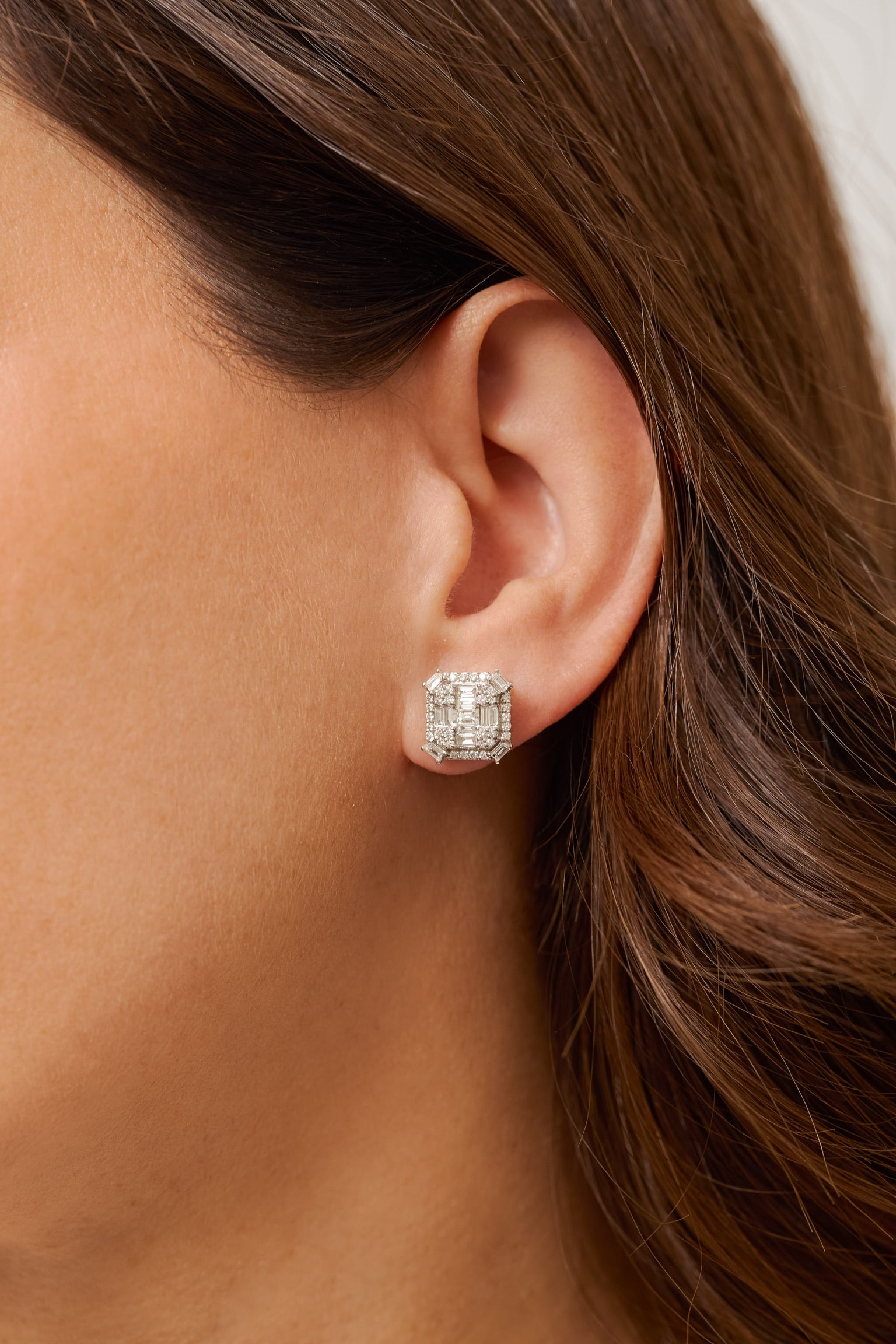 SQUARED DIAMOND STUDS