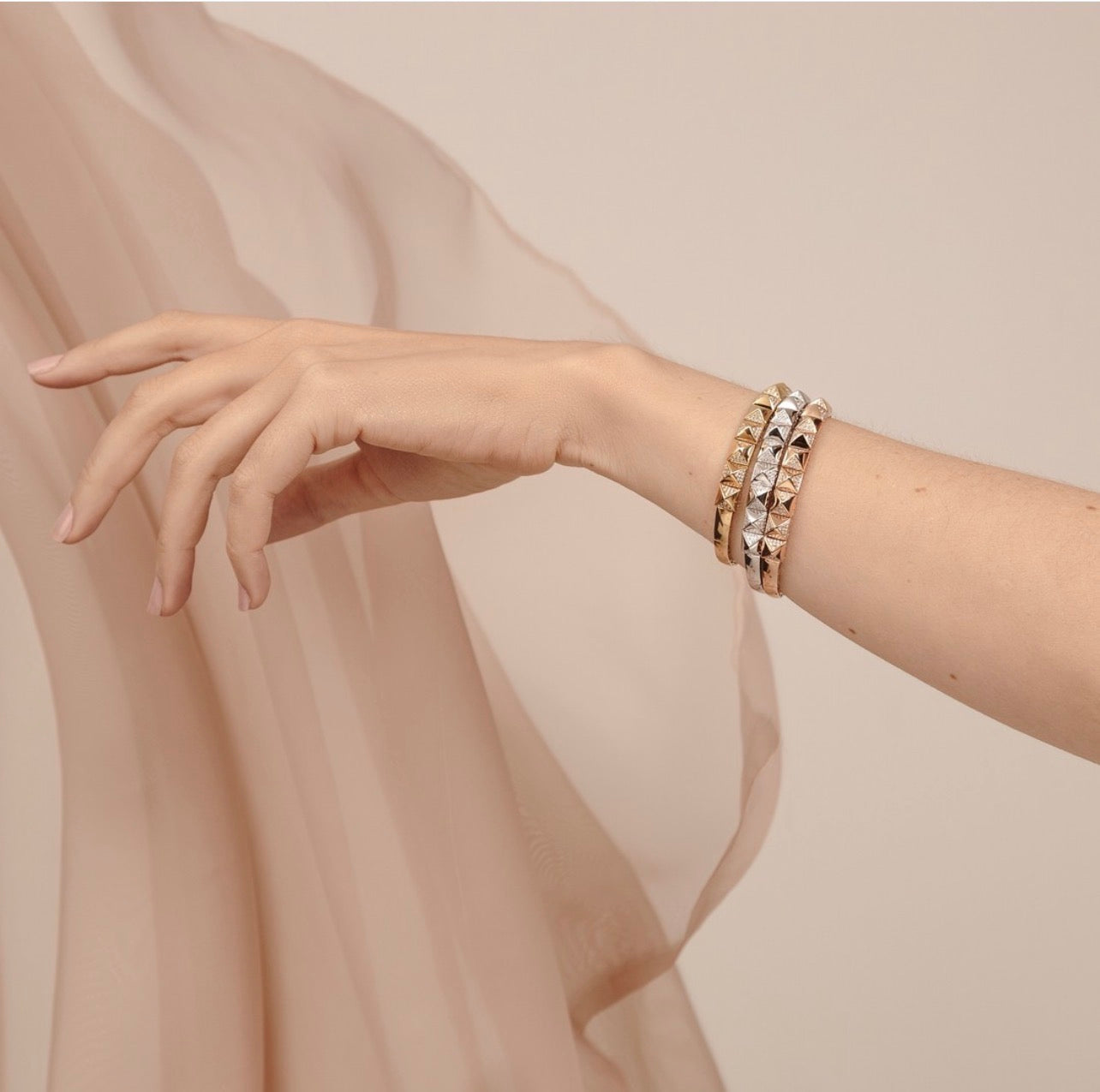 SPIKES CUFF GRANDE ROSE GOLD