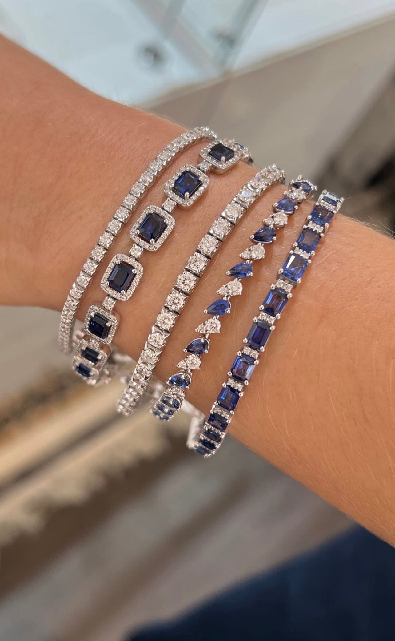 SAPPHIRE AND DIAMOND BRACELET