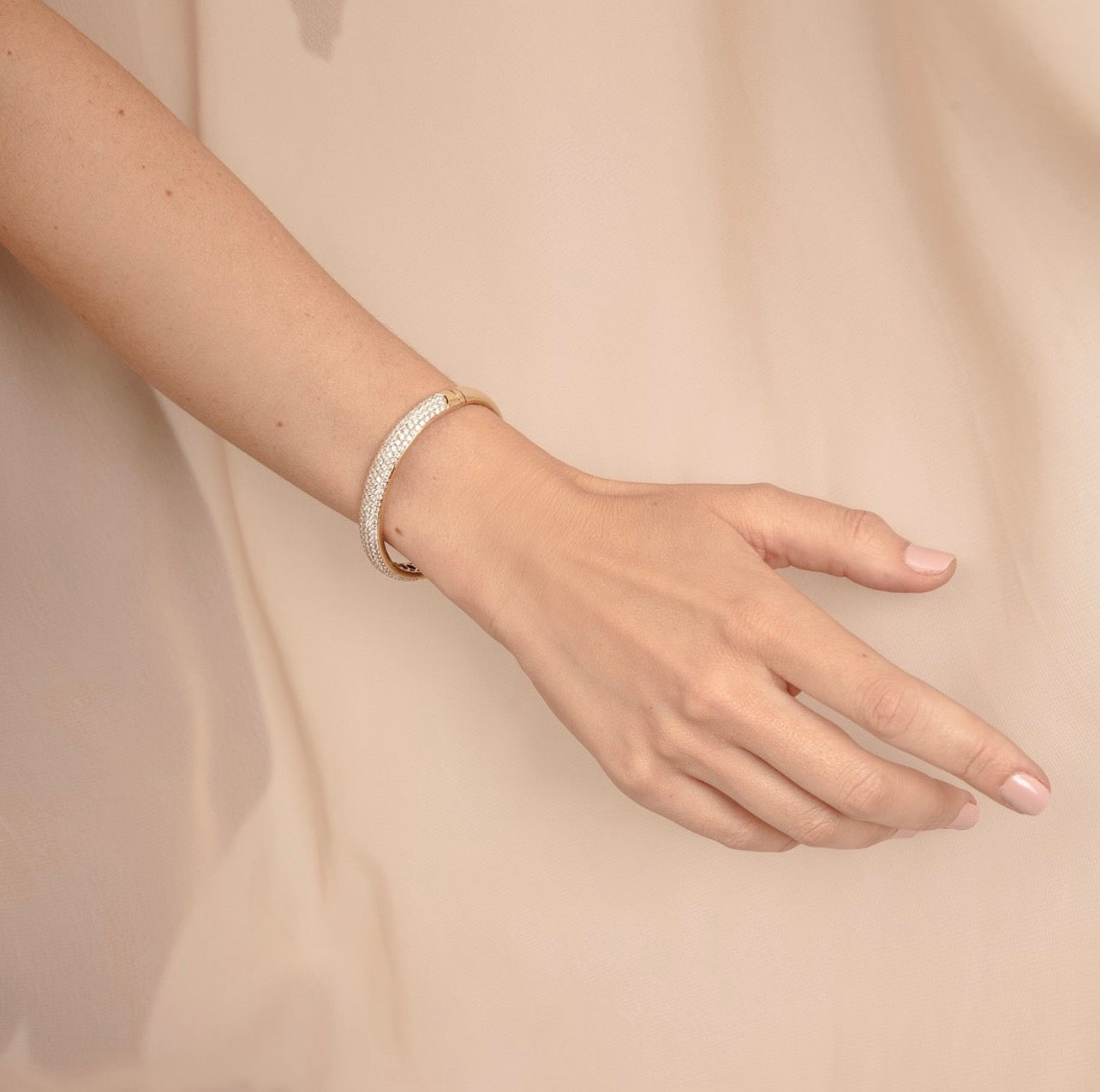 DIAMOND BANGLE