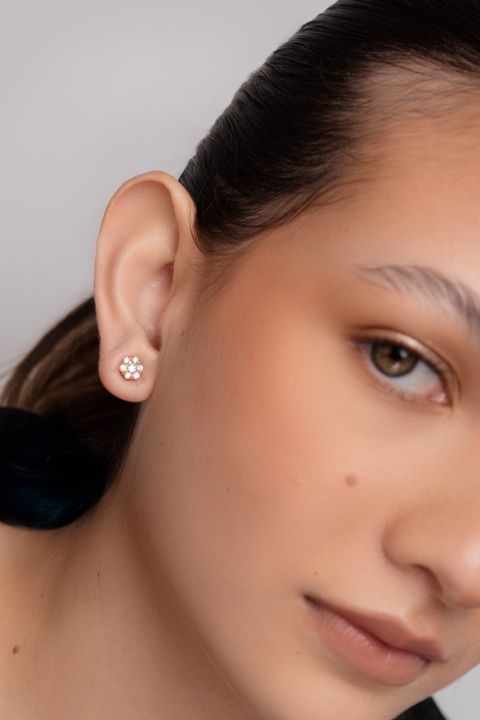 DIAMOND FLOWER EARRINGS