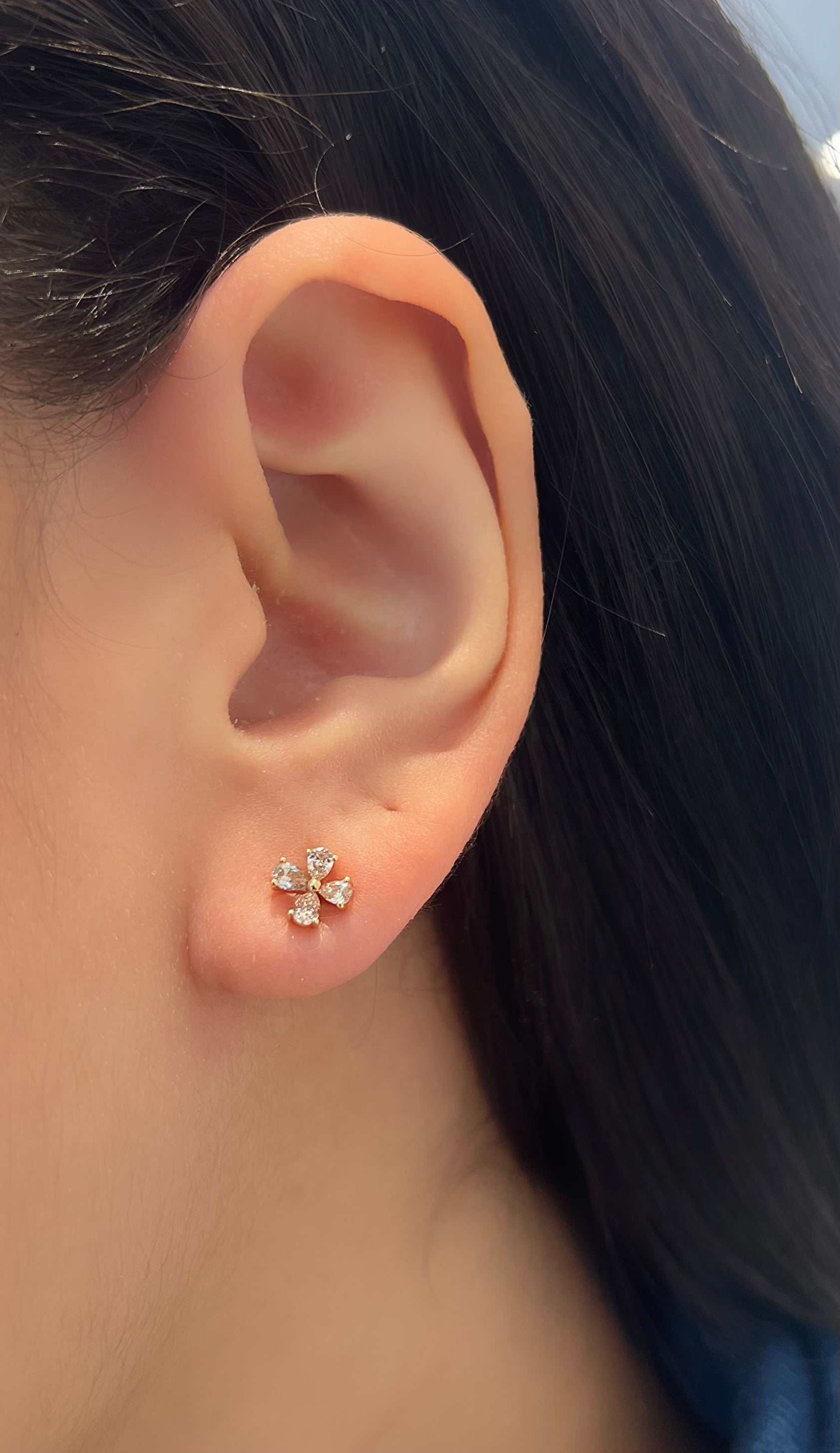 BROWN DIAMOND FLOWER EARRINGS