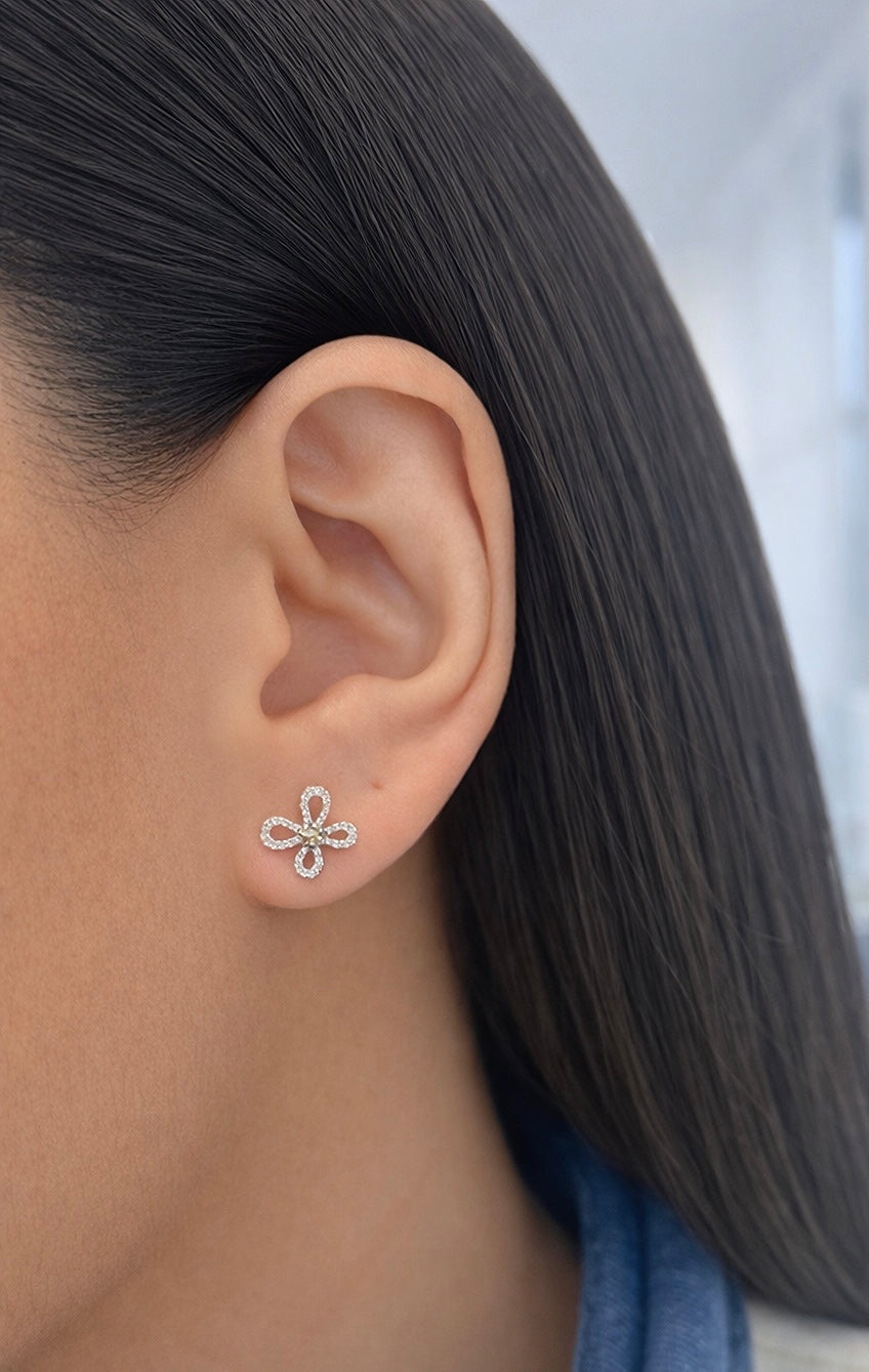 CHAMPAGNE DIAMOND BUTTERFLY