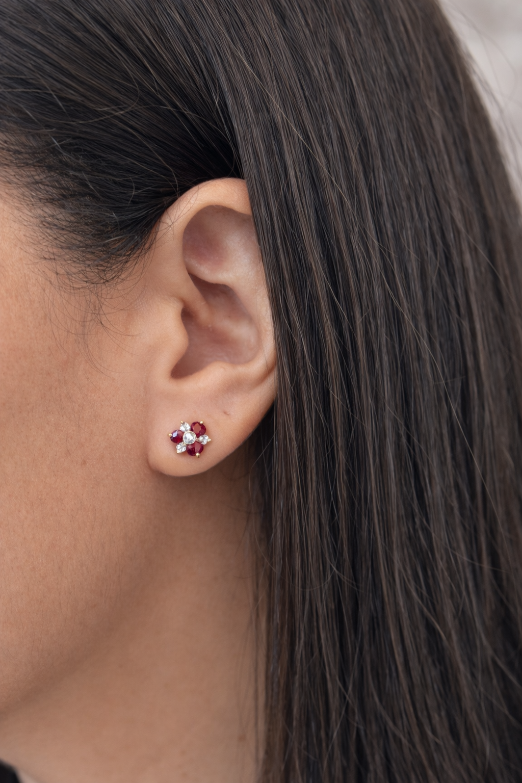 MINI RUBY FLOWER EARRINGS