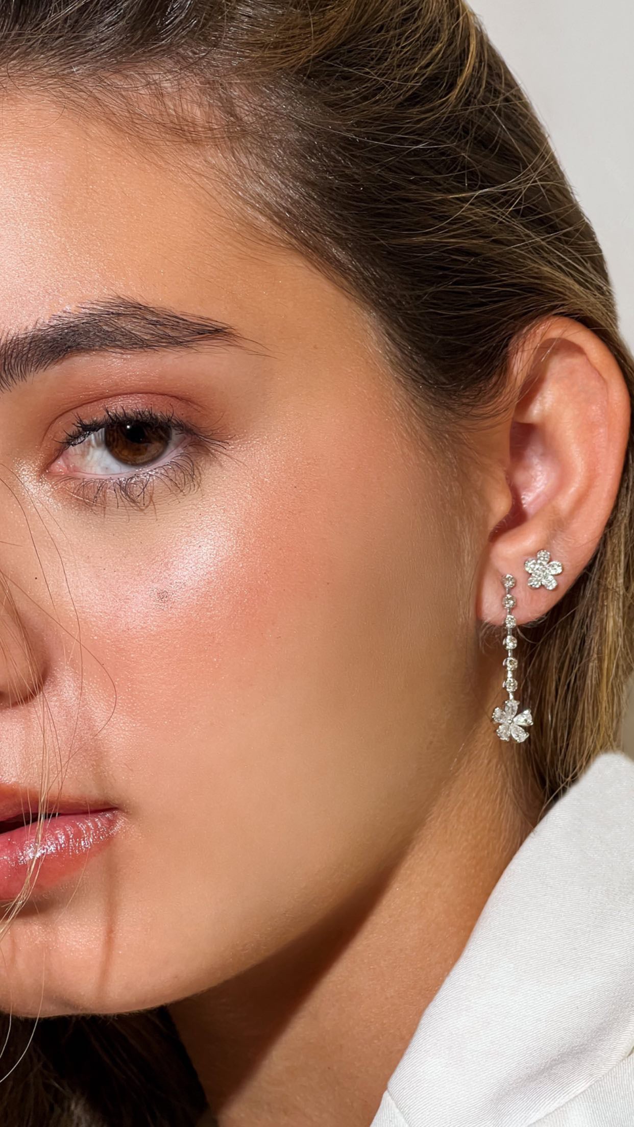 FLORAL ACCENT DROP EARRINGS