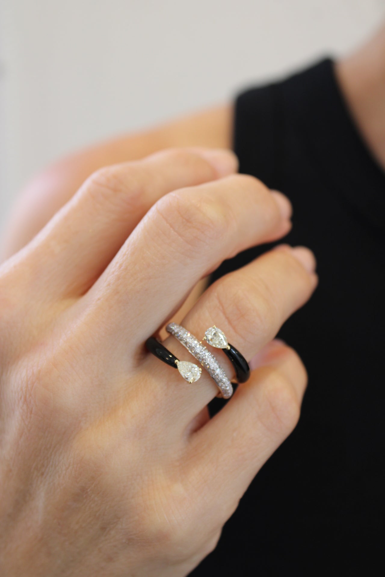 NOIR DIAMOND RING