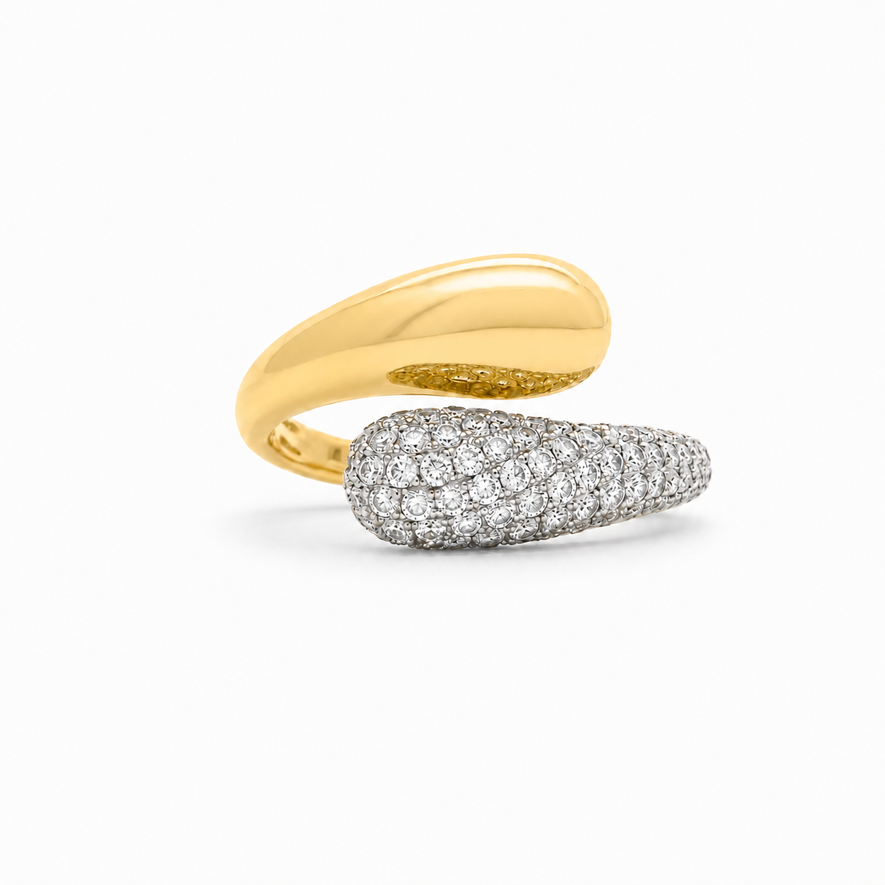 GOLDEN CHUNKY DIAMOND RING
