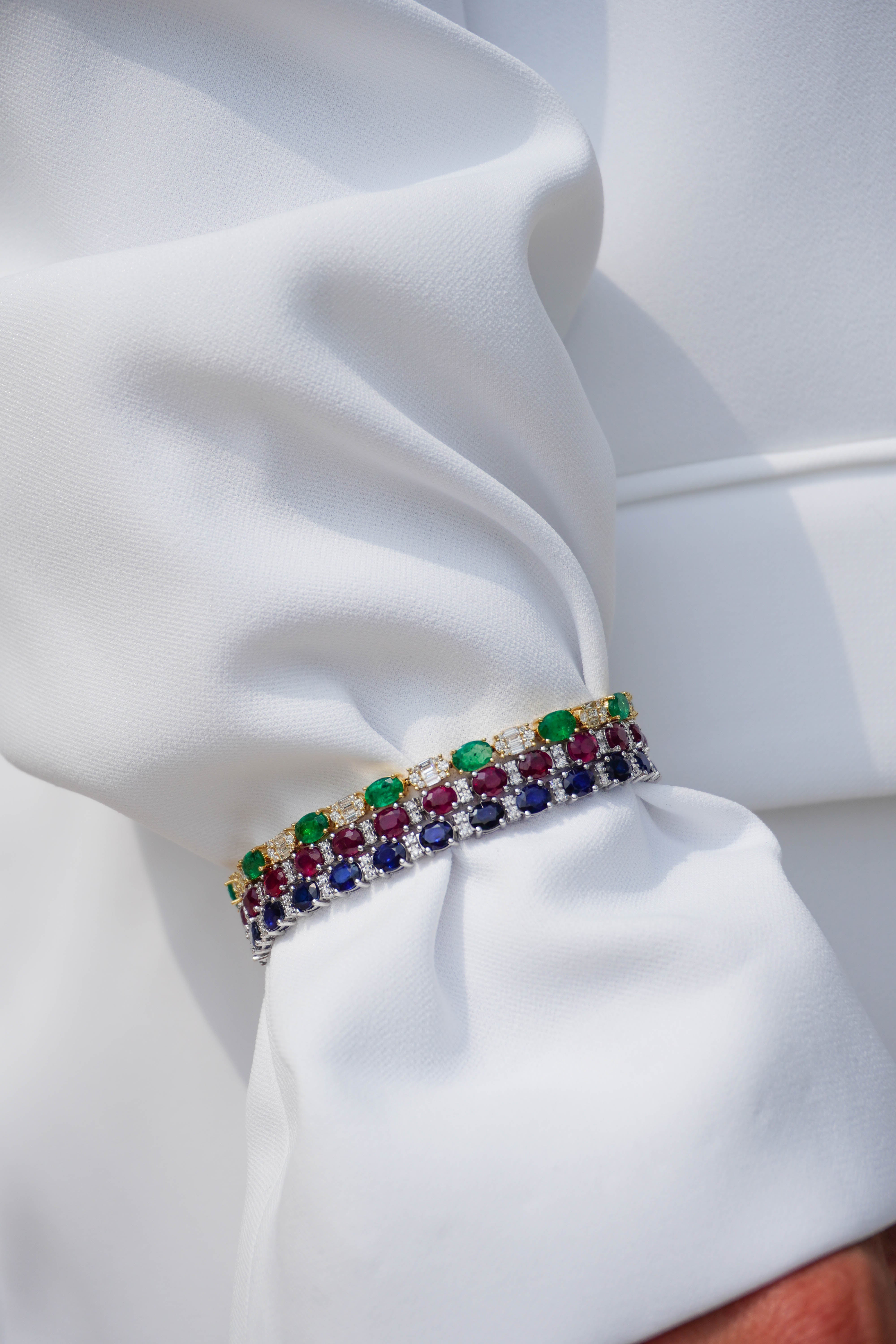 CLASSIC SAPPHIRE TENNIS BRACET