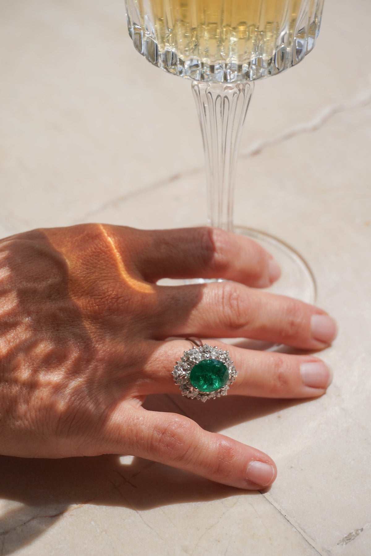 OVAL EMERALD COCKTAIL RING