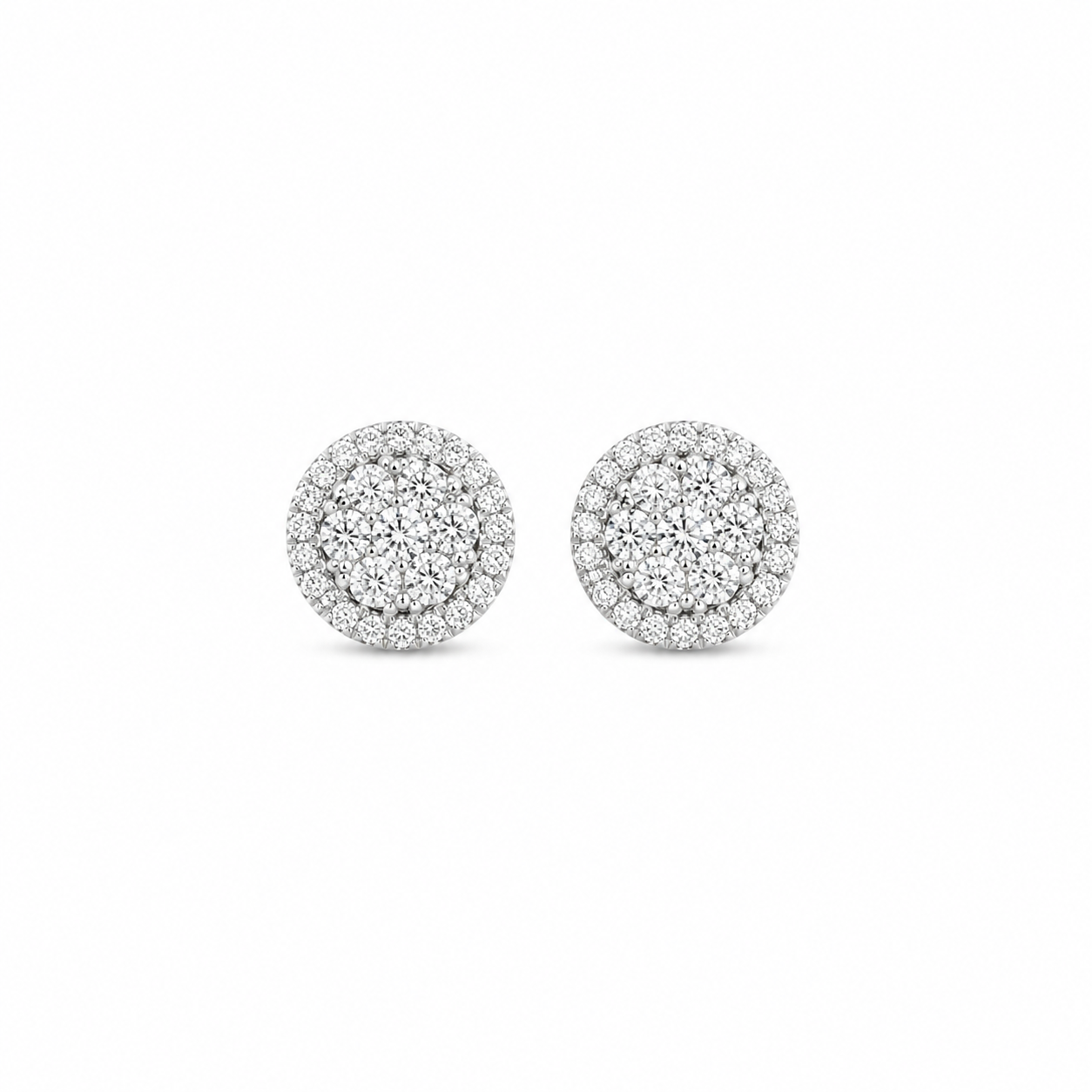 DIAMOND STUDS