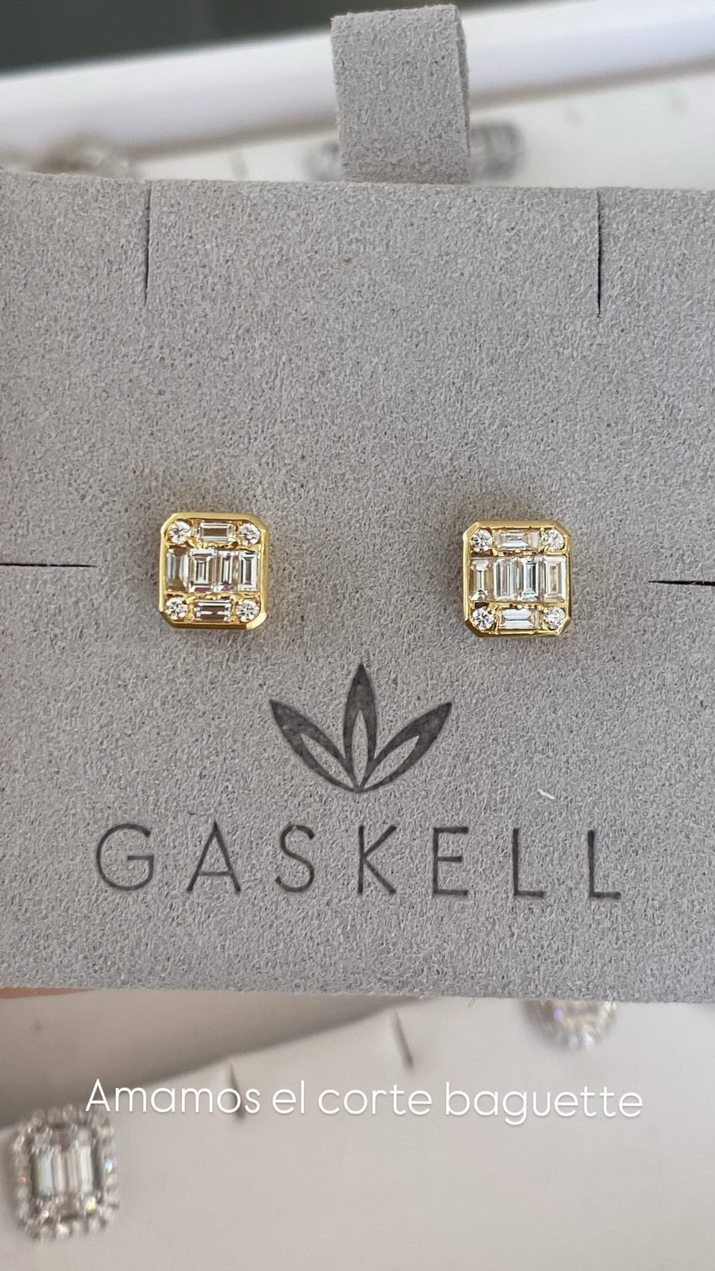 GRID GLEAM SQUARE DIAMOND EARRINGS