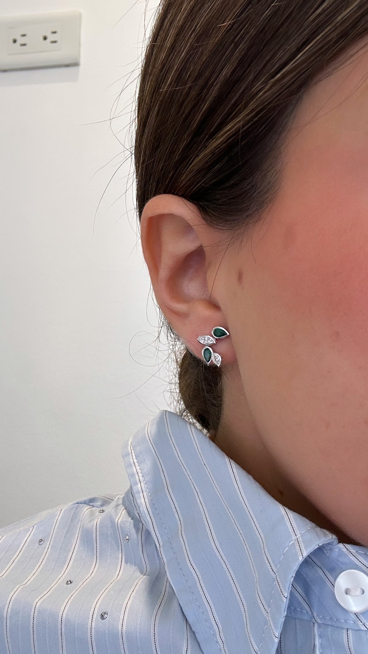 EMERALD PETAL EARRINGS