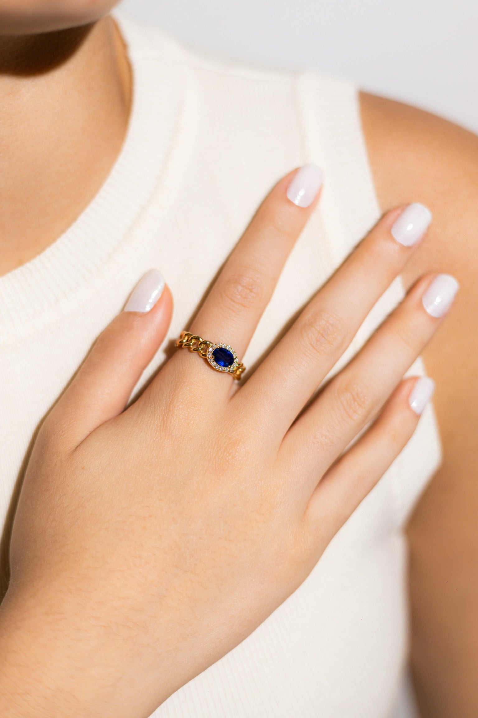 BLUE SAPPHIRE CHAIN RING