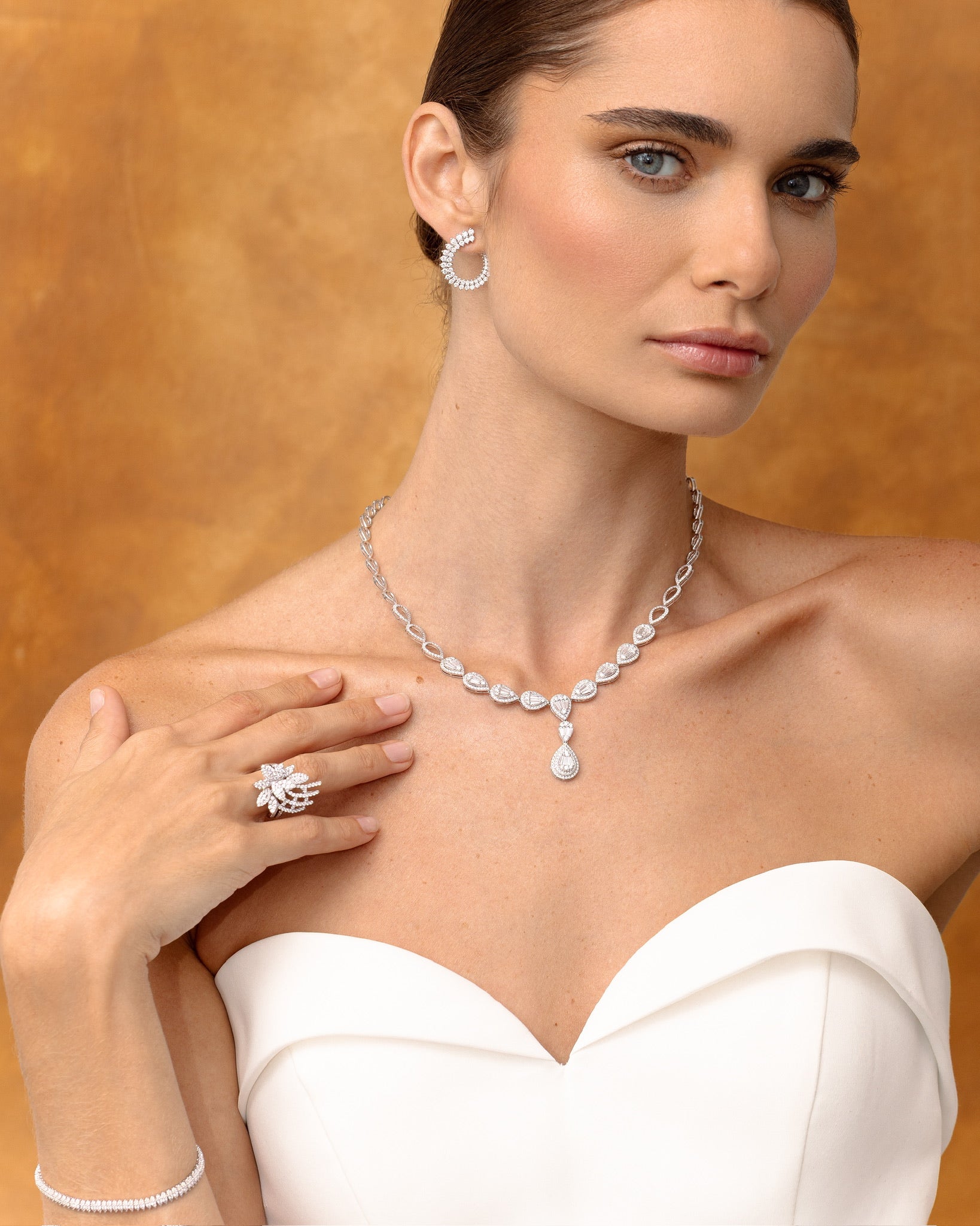 LILY LUXE DIAMOND RING
