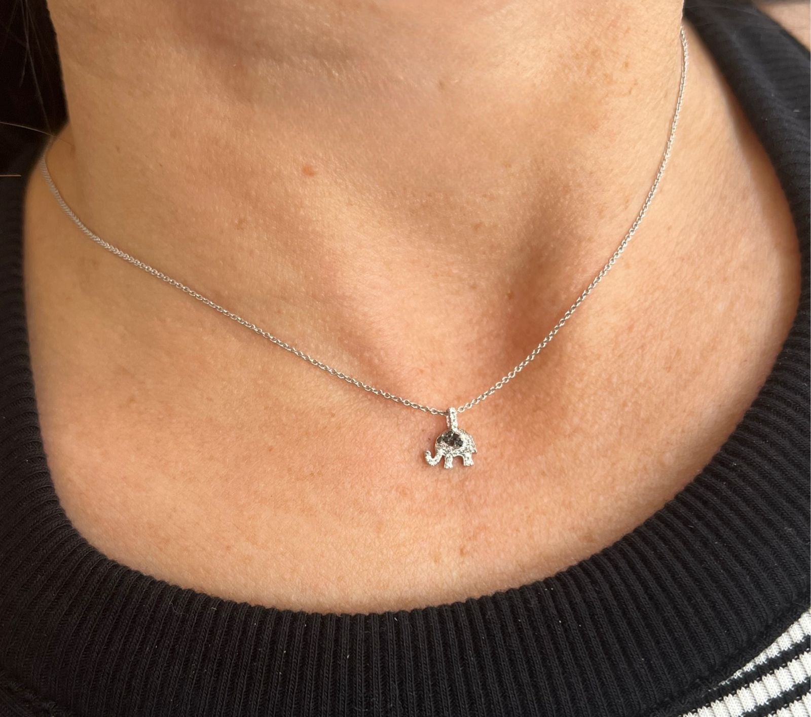 ELEPHANT PENDANT