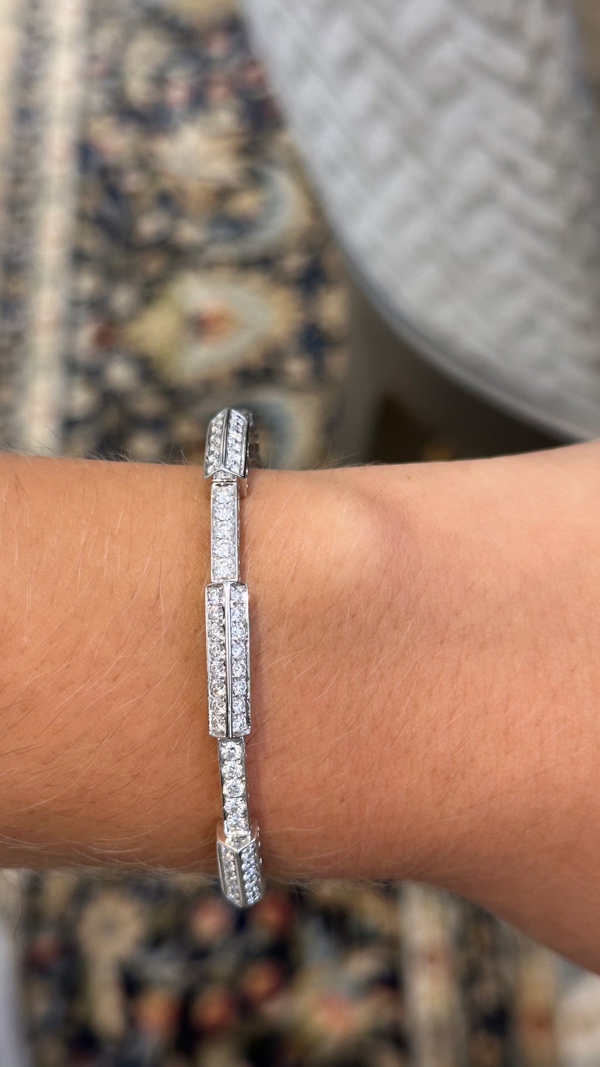 LUMI BARREL CUFF