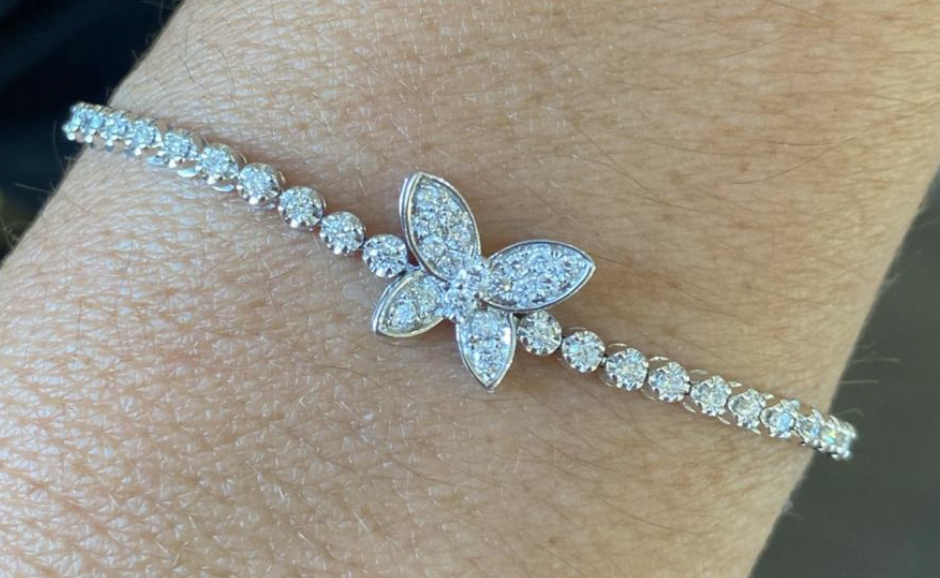 ADJUSTABLE BUTTERFLY BRACELET