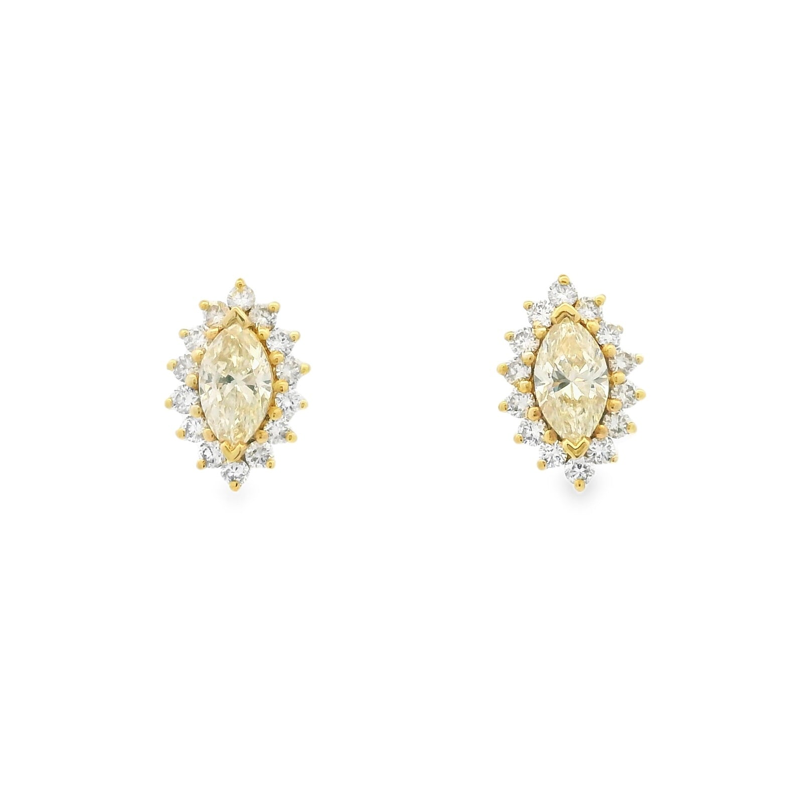 CHAMPAGNE MARQUISE STUDS