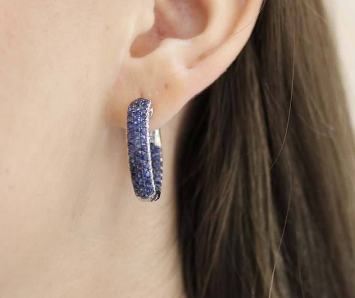 WHITE GOLD SAPPHIRE HOOP EARRINGS